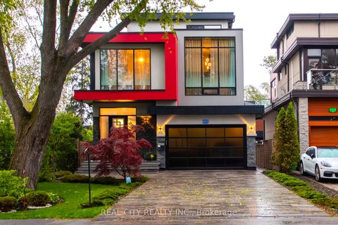 662 Byngmount Avenue Mississauga ON L5G 1R4