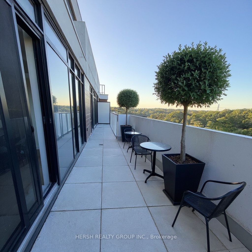 160 Kingsway Crescent 707