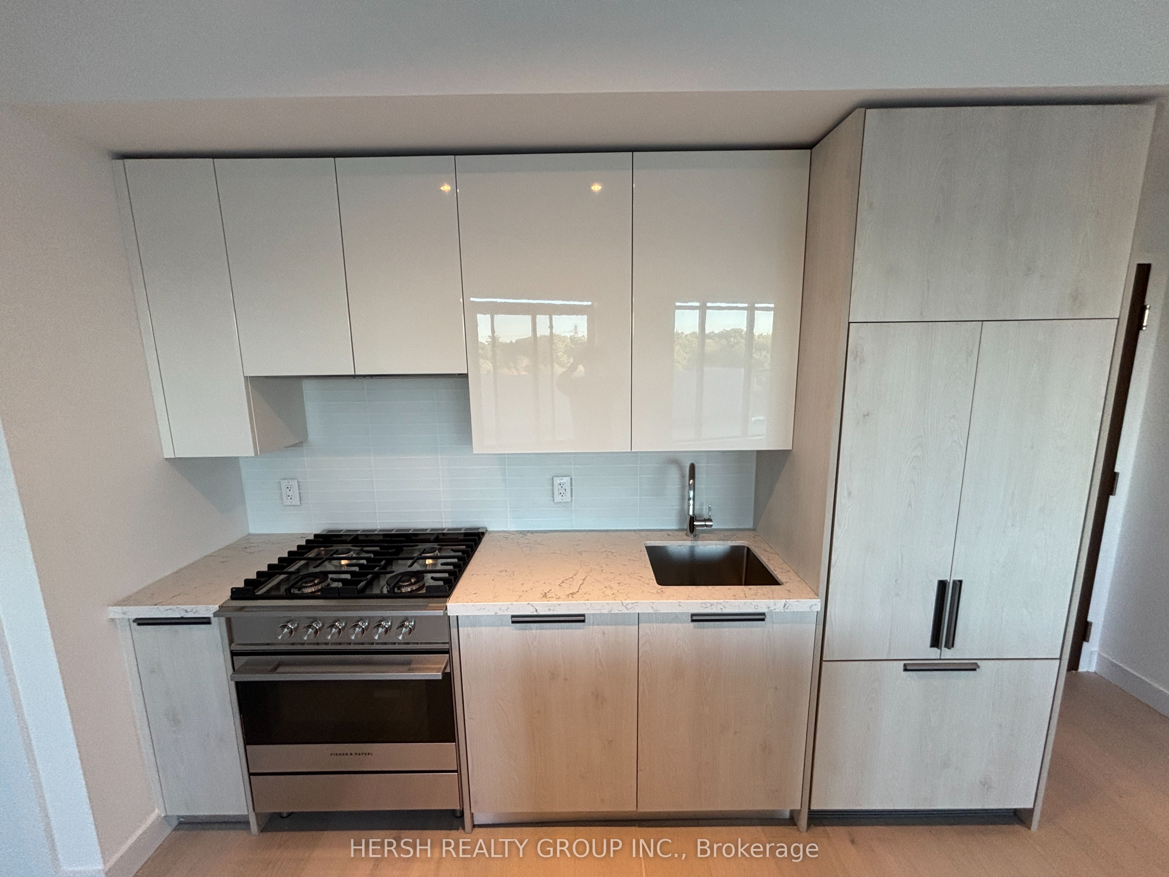 160 Kingsway Crescent 707