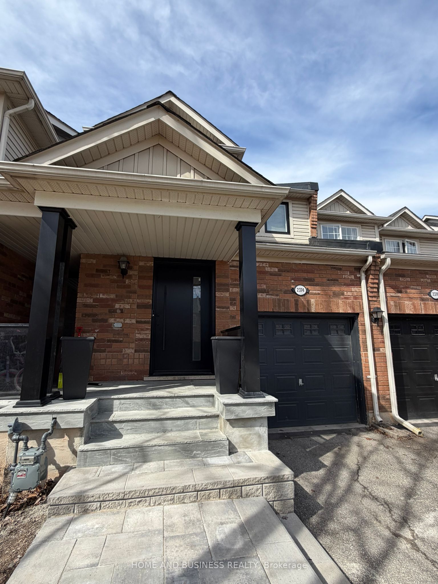 2374 Baintree Crescent