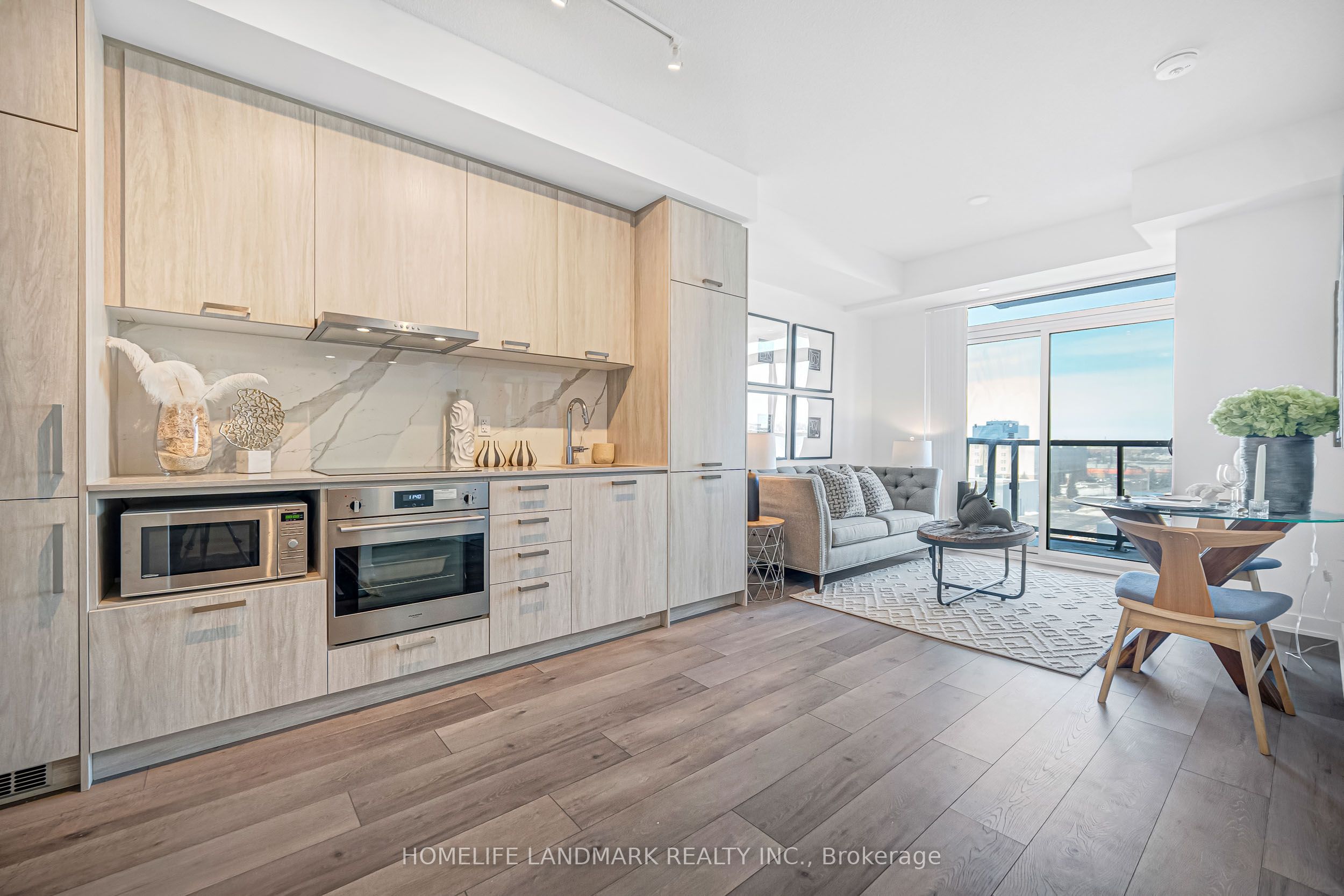 10 Honeycrisp Crescent 622