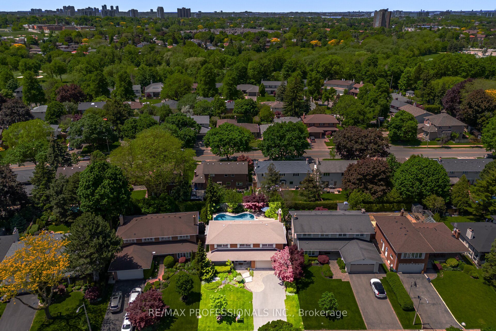 16 Cherry Post Crescent