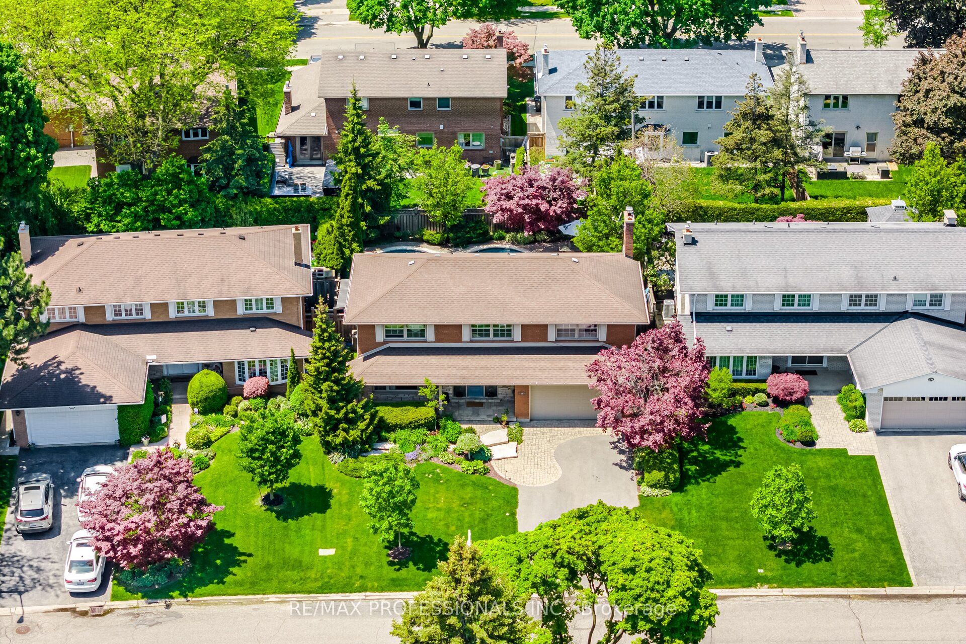 16 Cherry Post Crescent