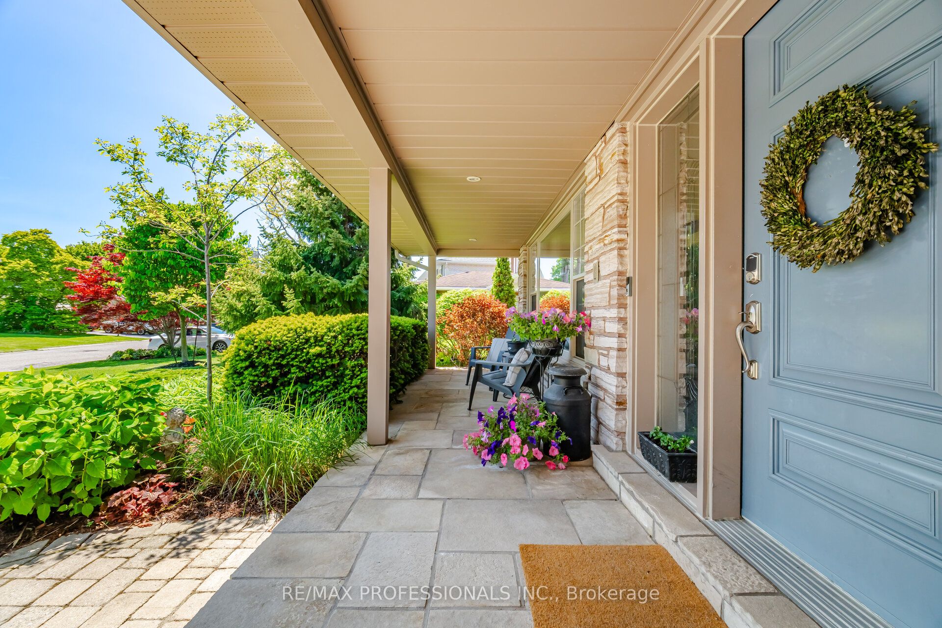 16 Cherry Post Crescent