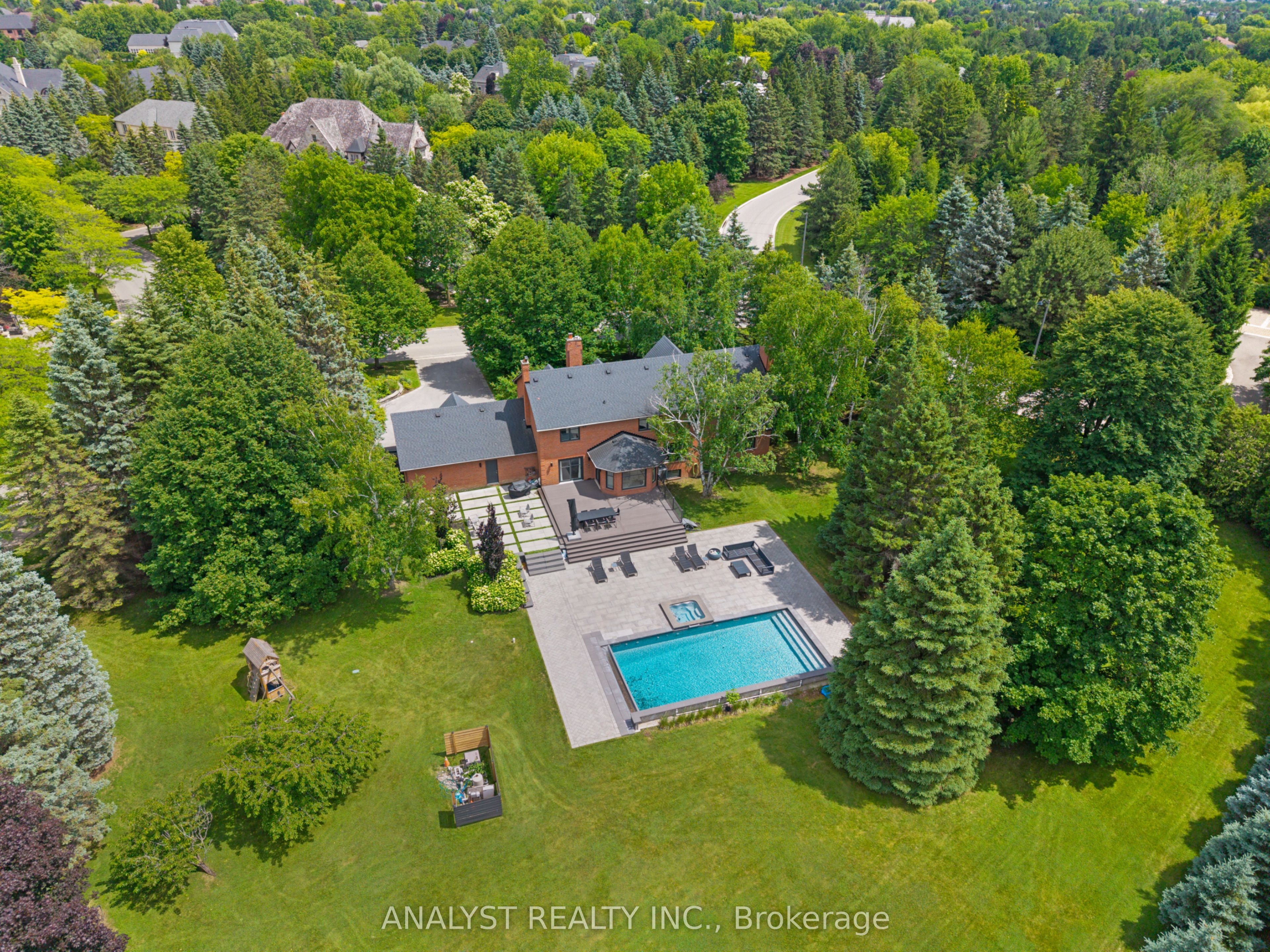 20 Fenyrose Crescent