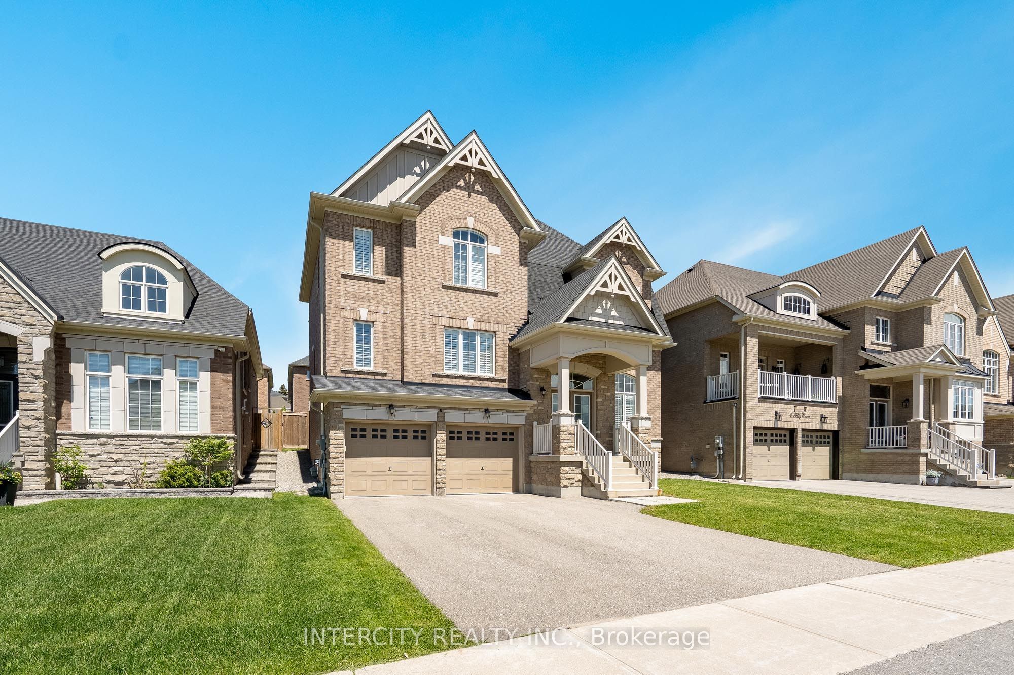 6 Flay Court