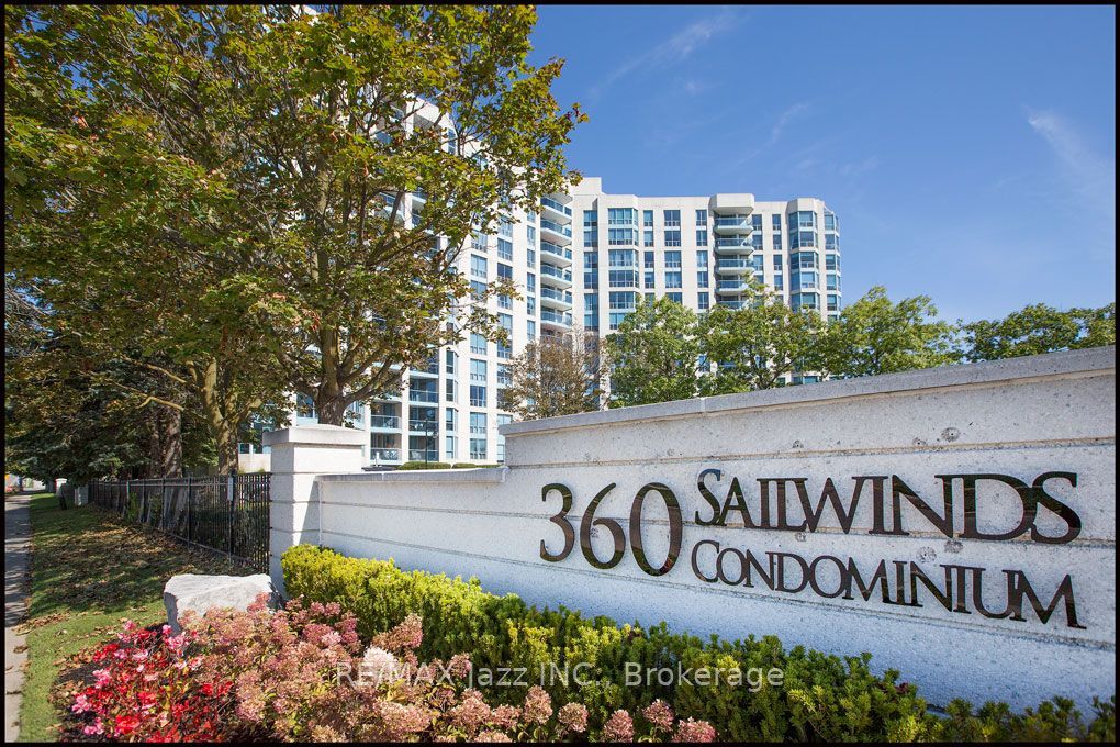 360 Watson Street W 105
