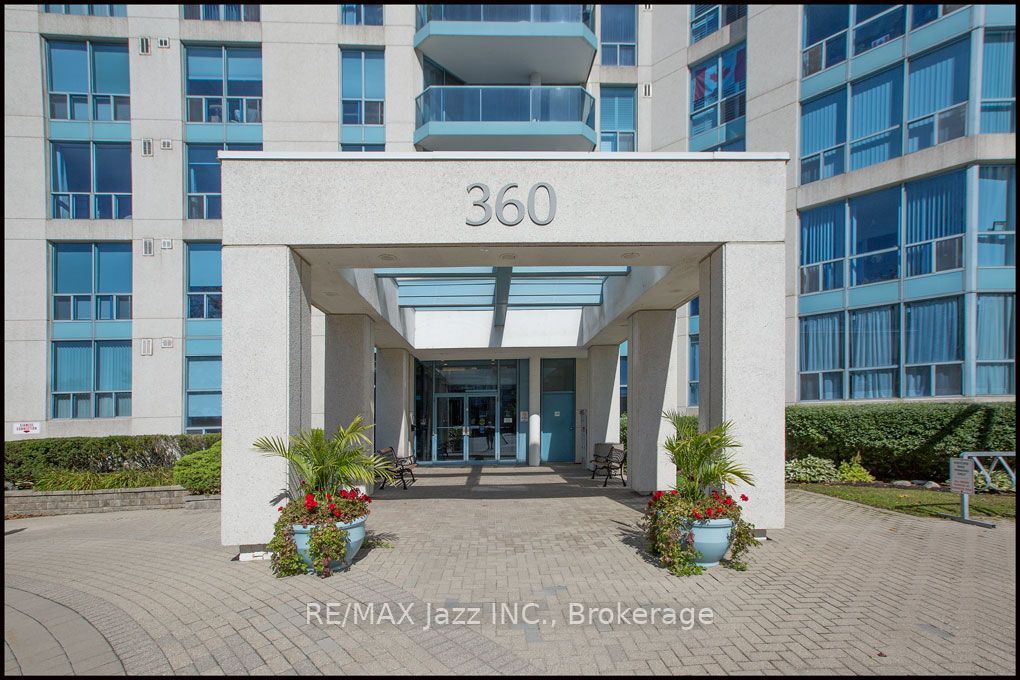 360 Watson Street W 105