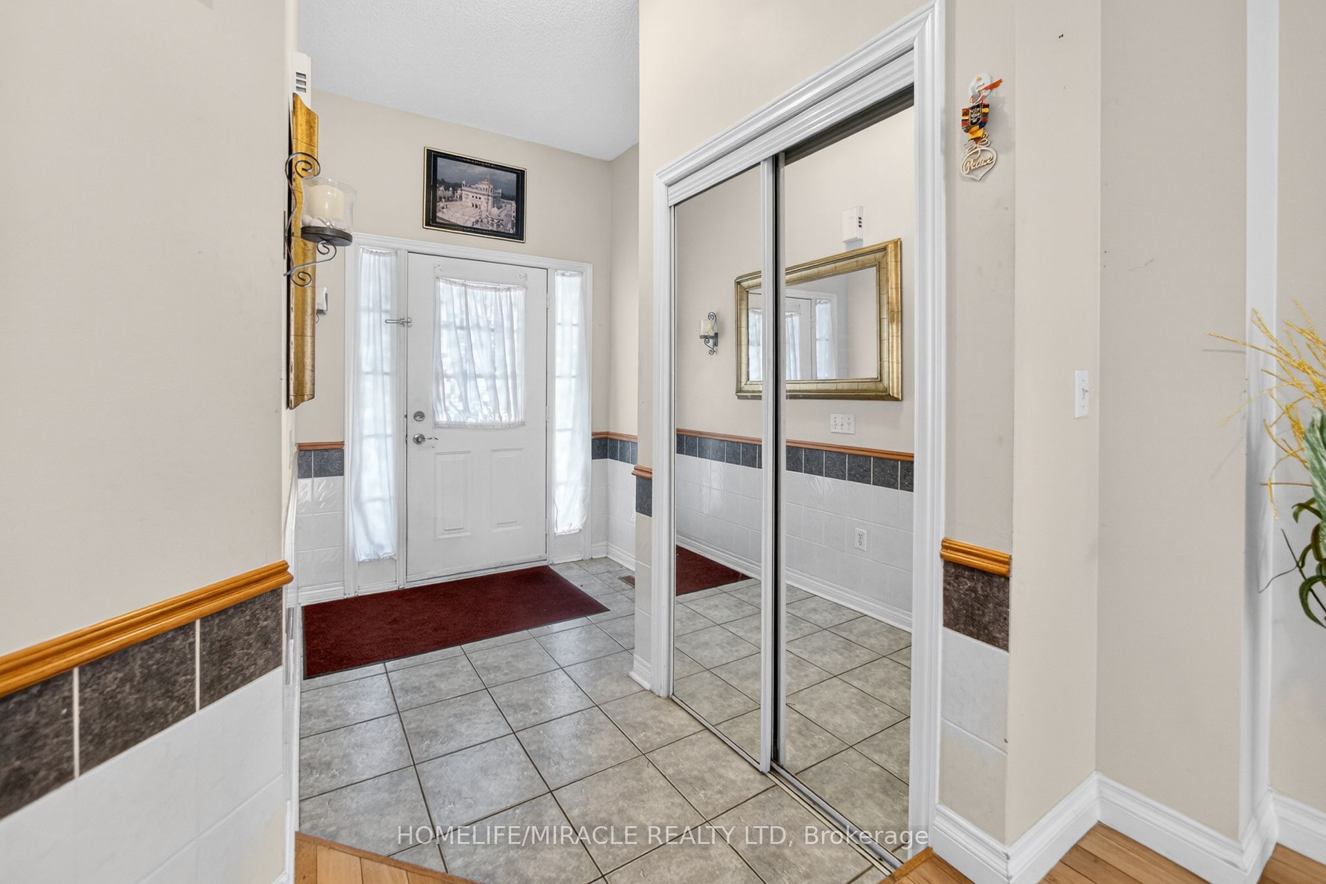 967 Ledbury Crescent