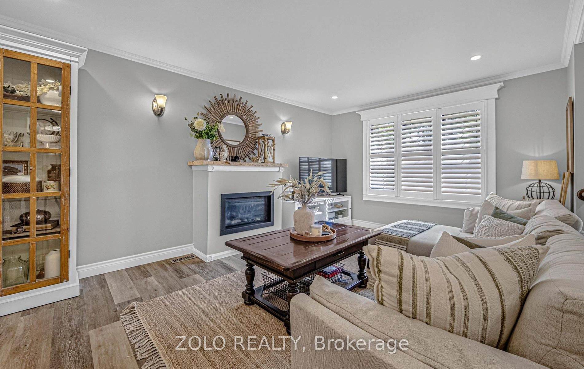 6 Foster Creek Drive