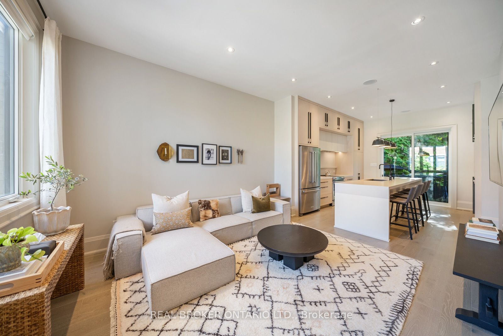 172-174 Victoria Street