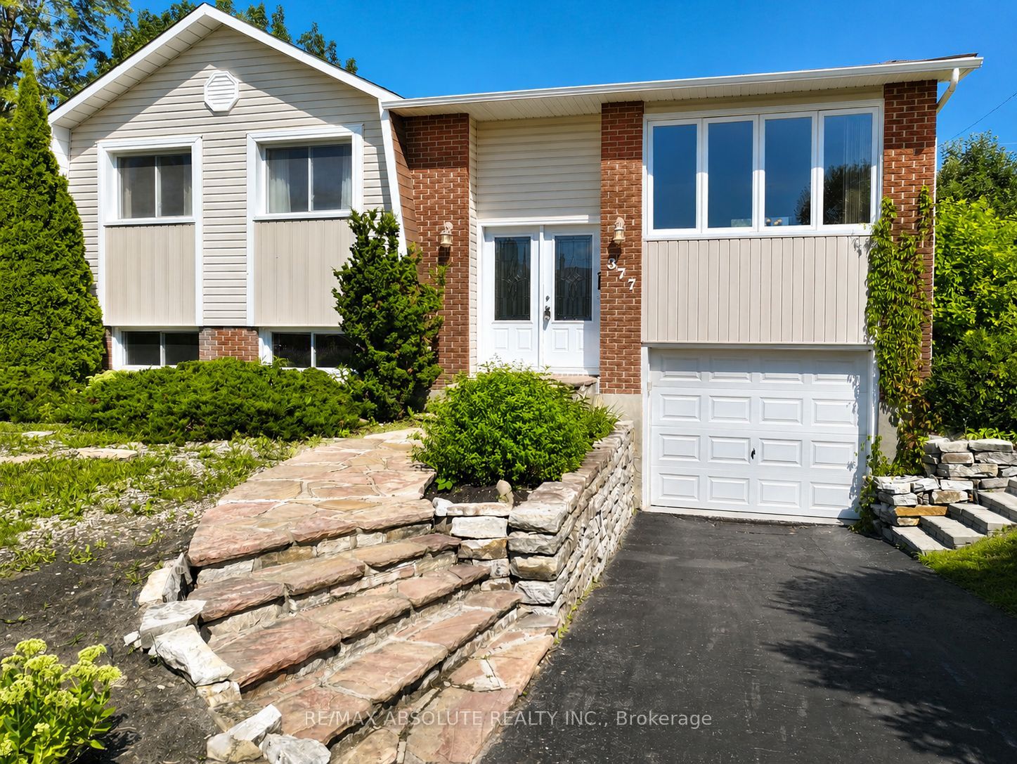 377 Leanne Street