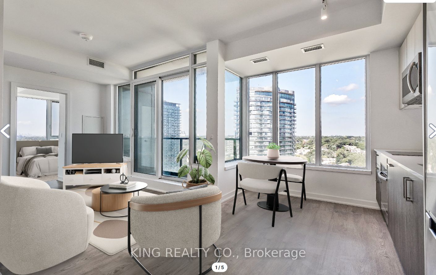 1926 Lakeshore Boulevard 2216