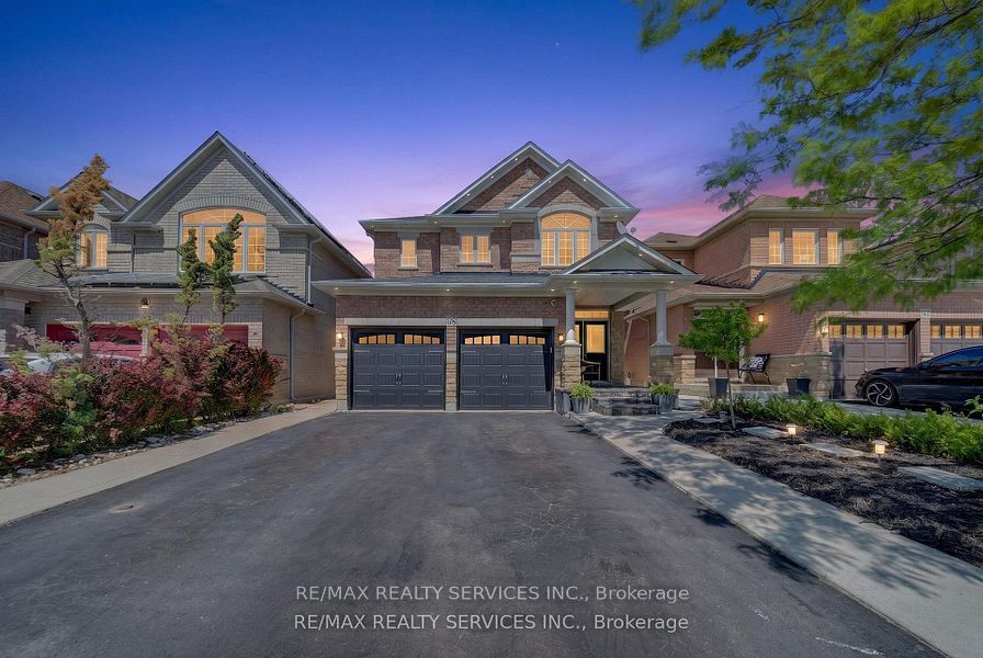 98 Saffron Crescent