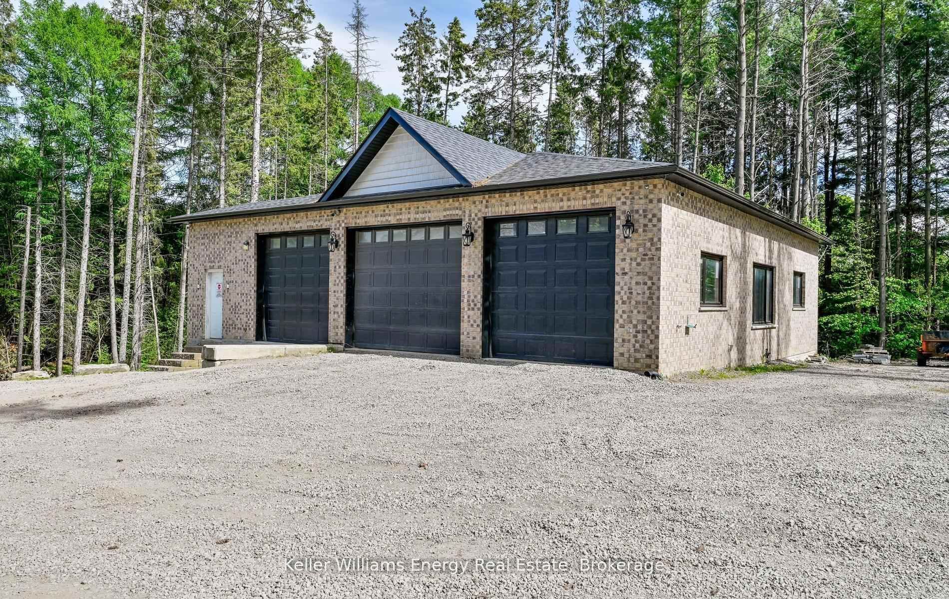 7925 Cedarbrook Trail