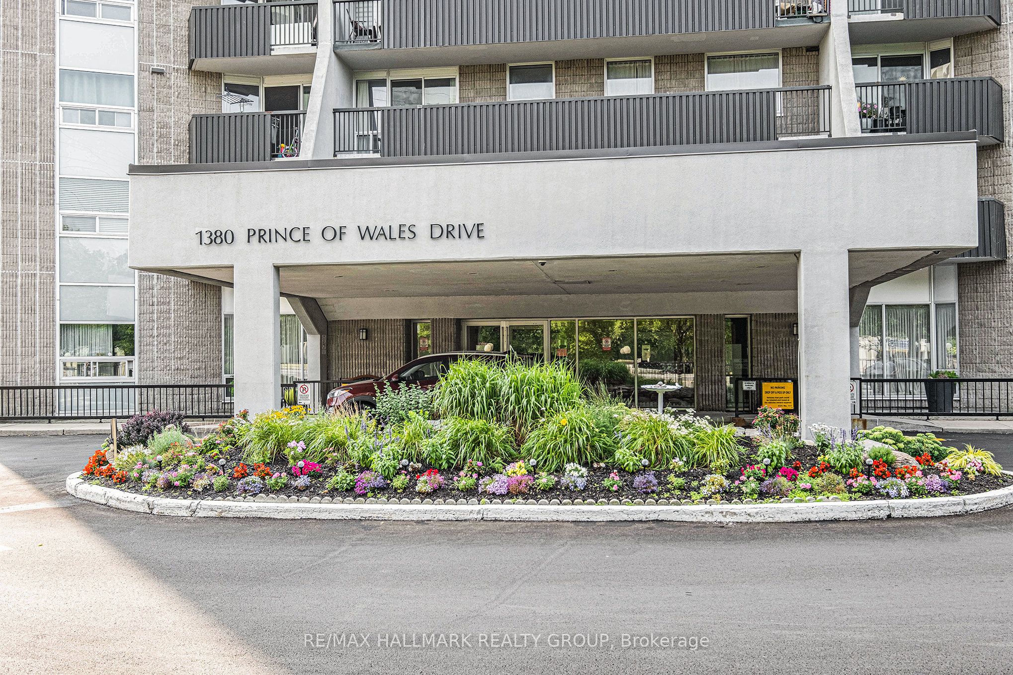 1380 Prince Of Wales Drive 1005