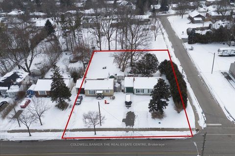 98 Eagle Street Newmarket ON L3Y 1J4