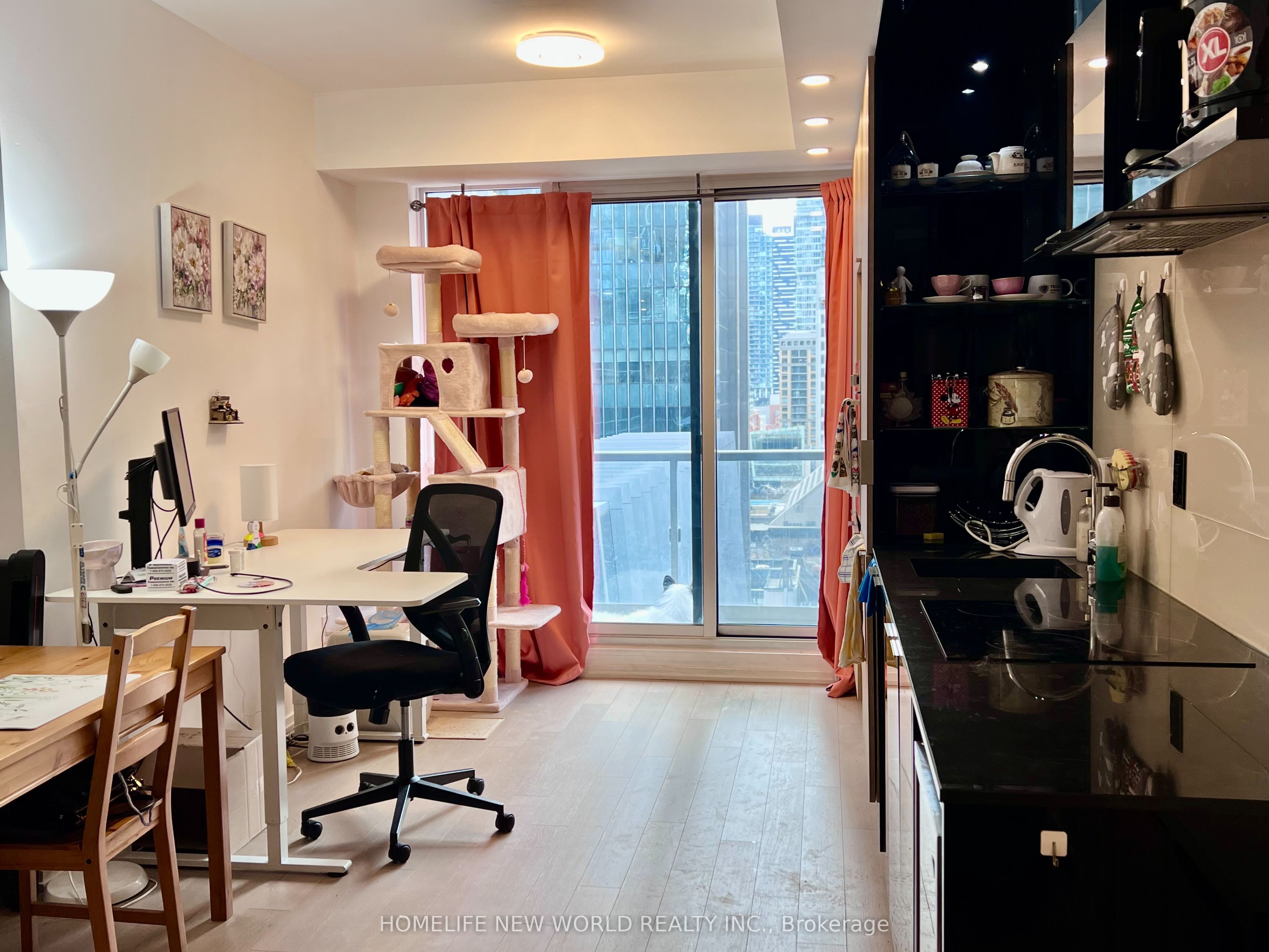 70 Temperance Street 1012