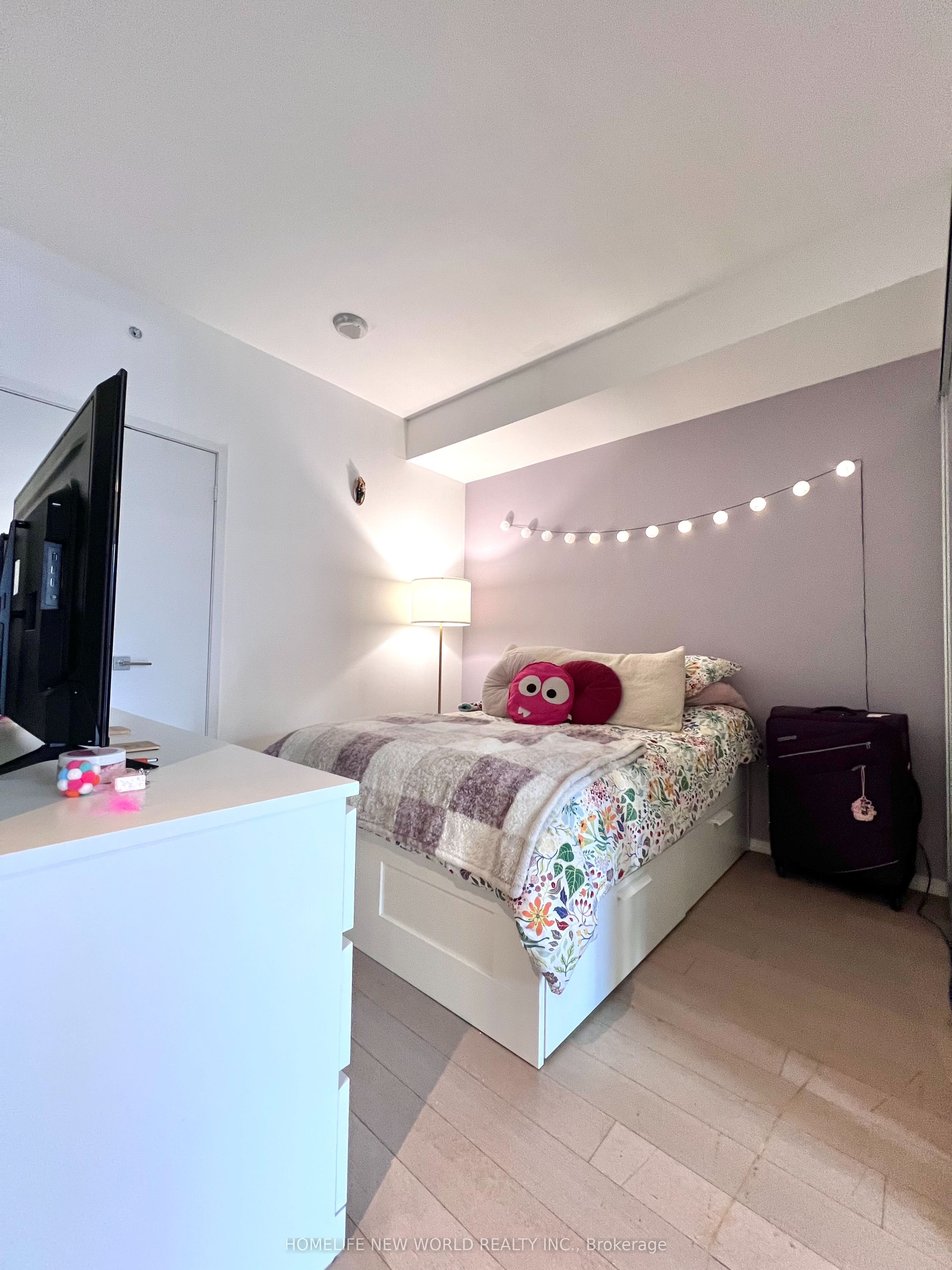 70 Temperance Street 1012