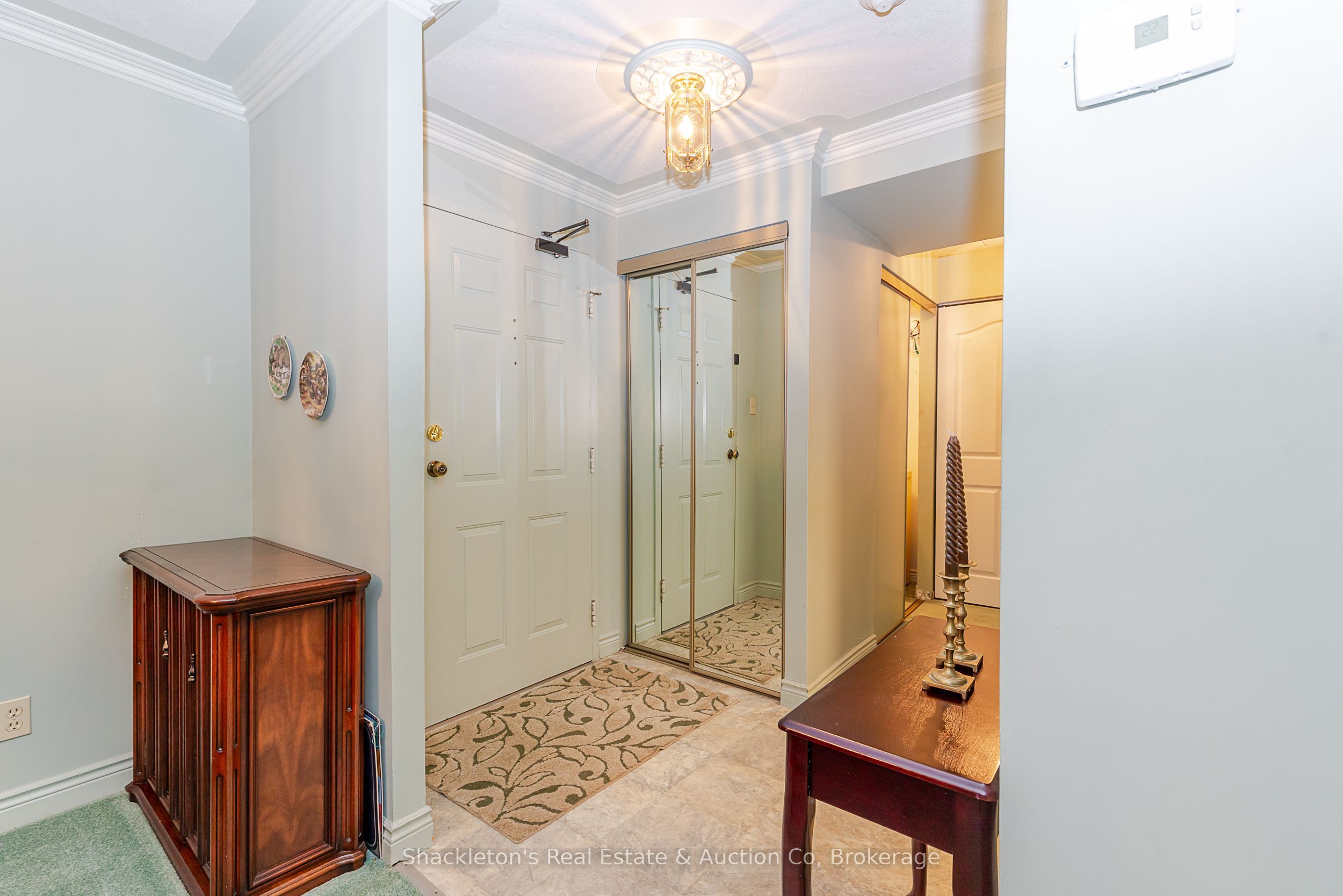 22 St. Andrew Street N 108