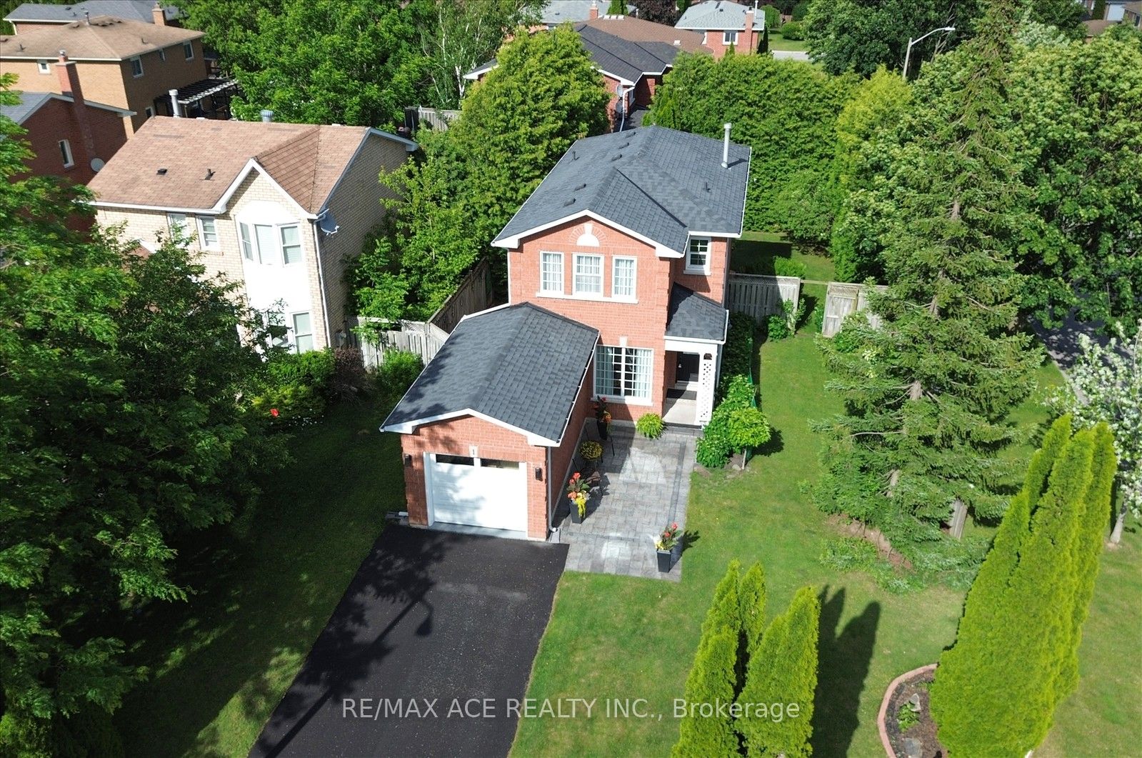 1 Aldcroft Crescent