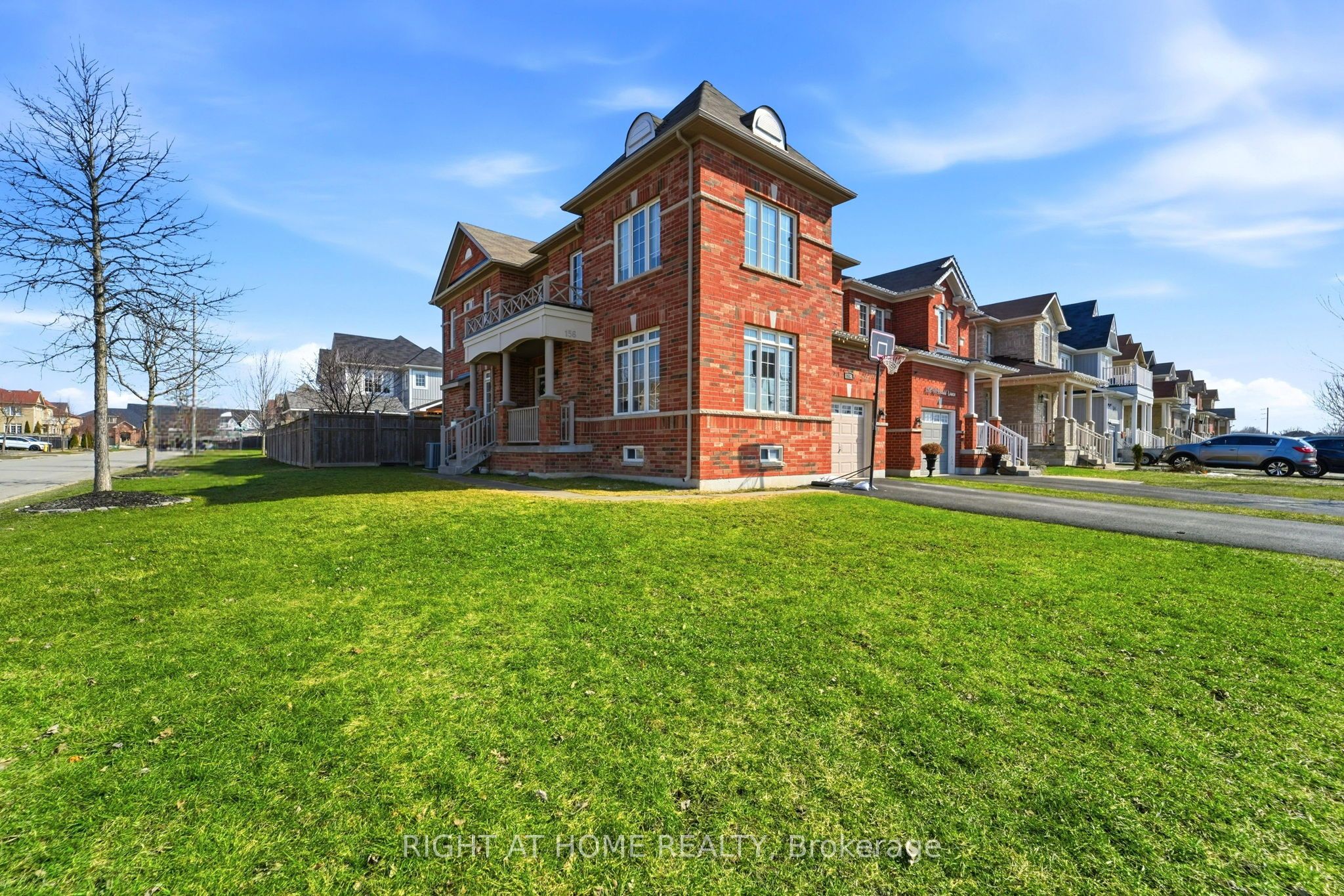 156 Mcdonald Crescent