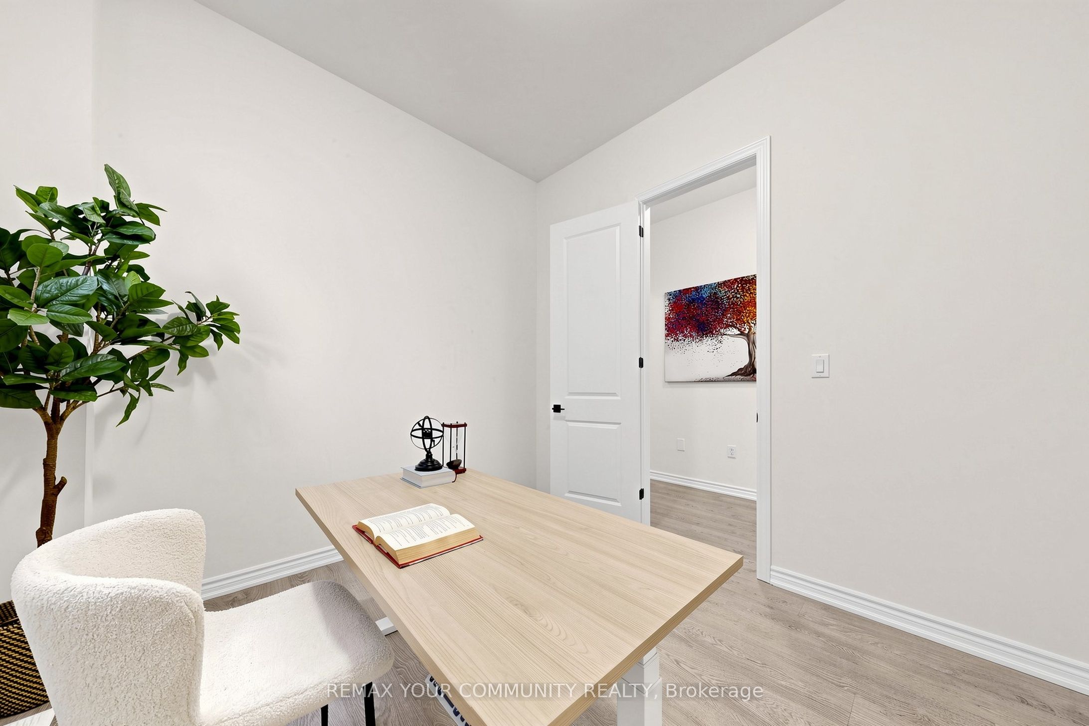 105 Halldorson Avenue