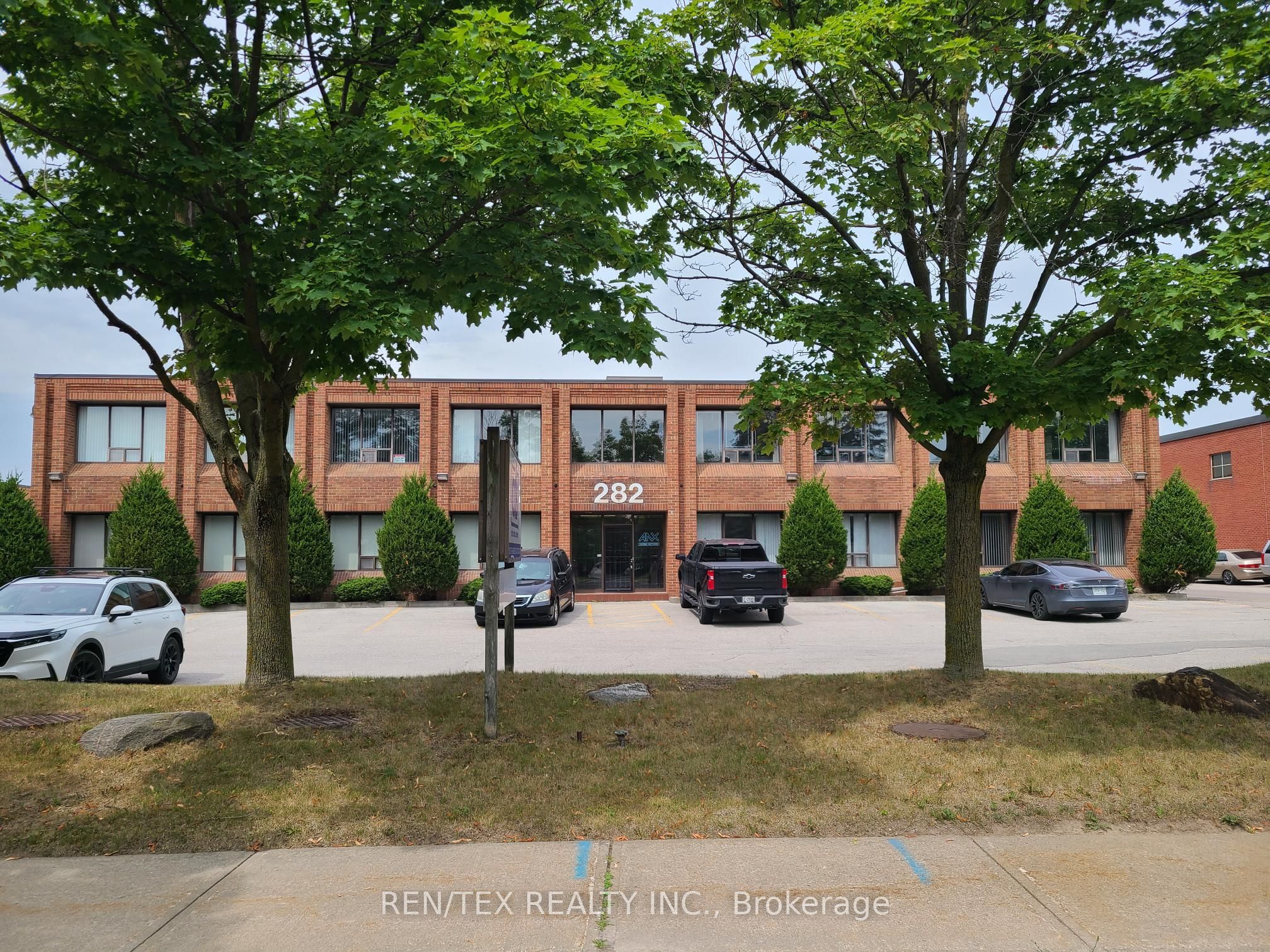 282 North Rivermede Road