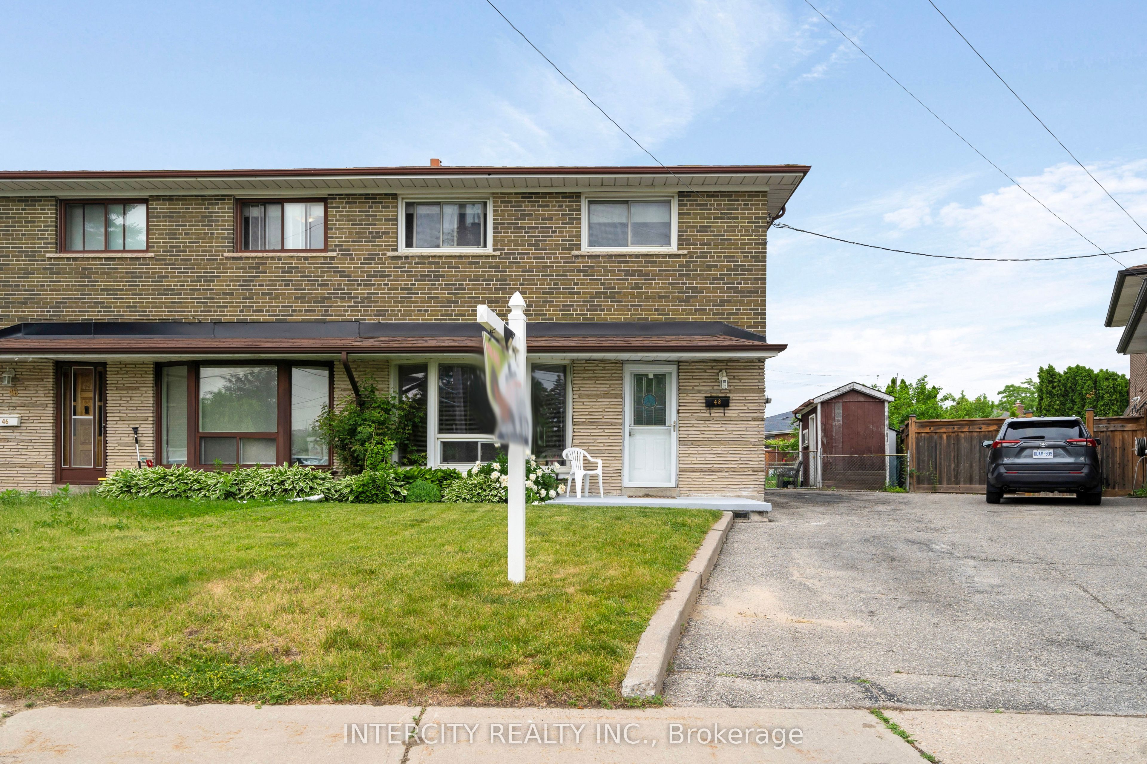 48 Goldsboro Road