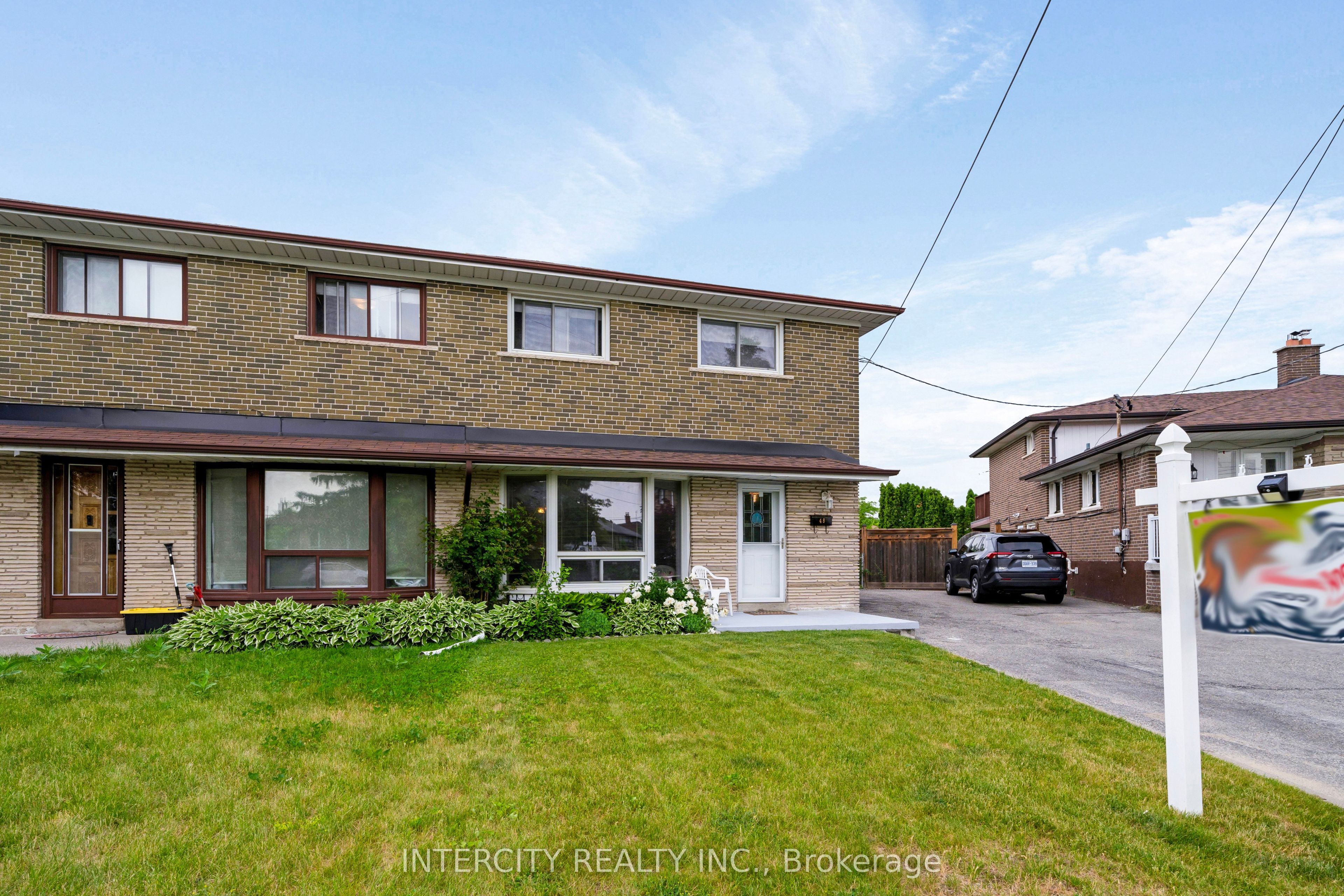 48 Goldsboro Road