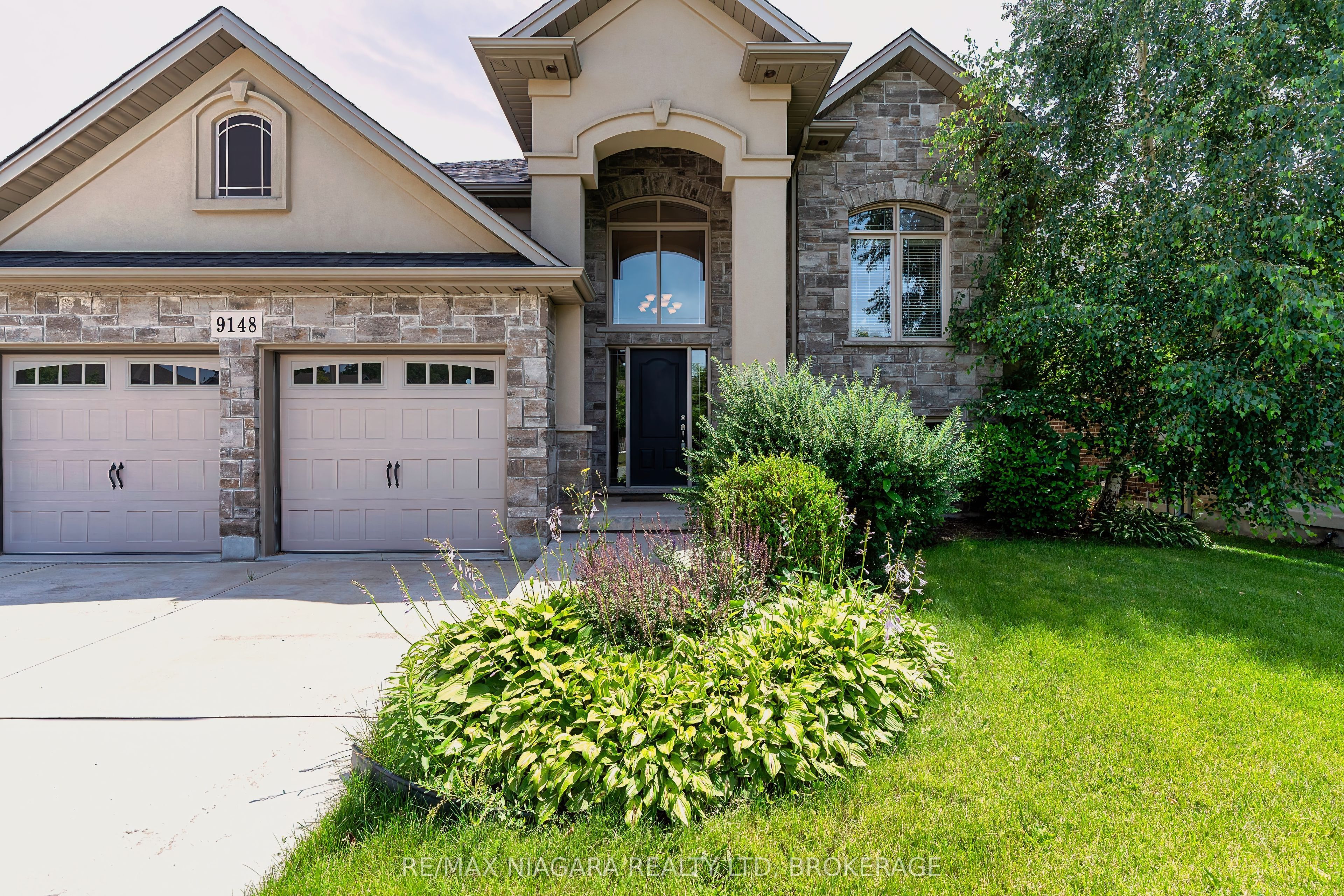 9148 Hendershot Boulevard