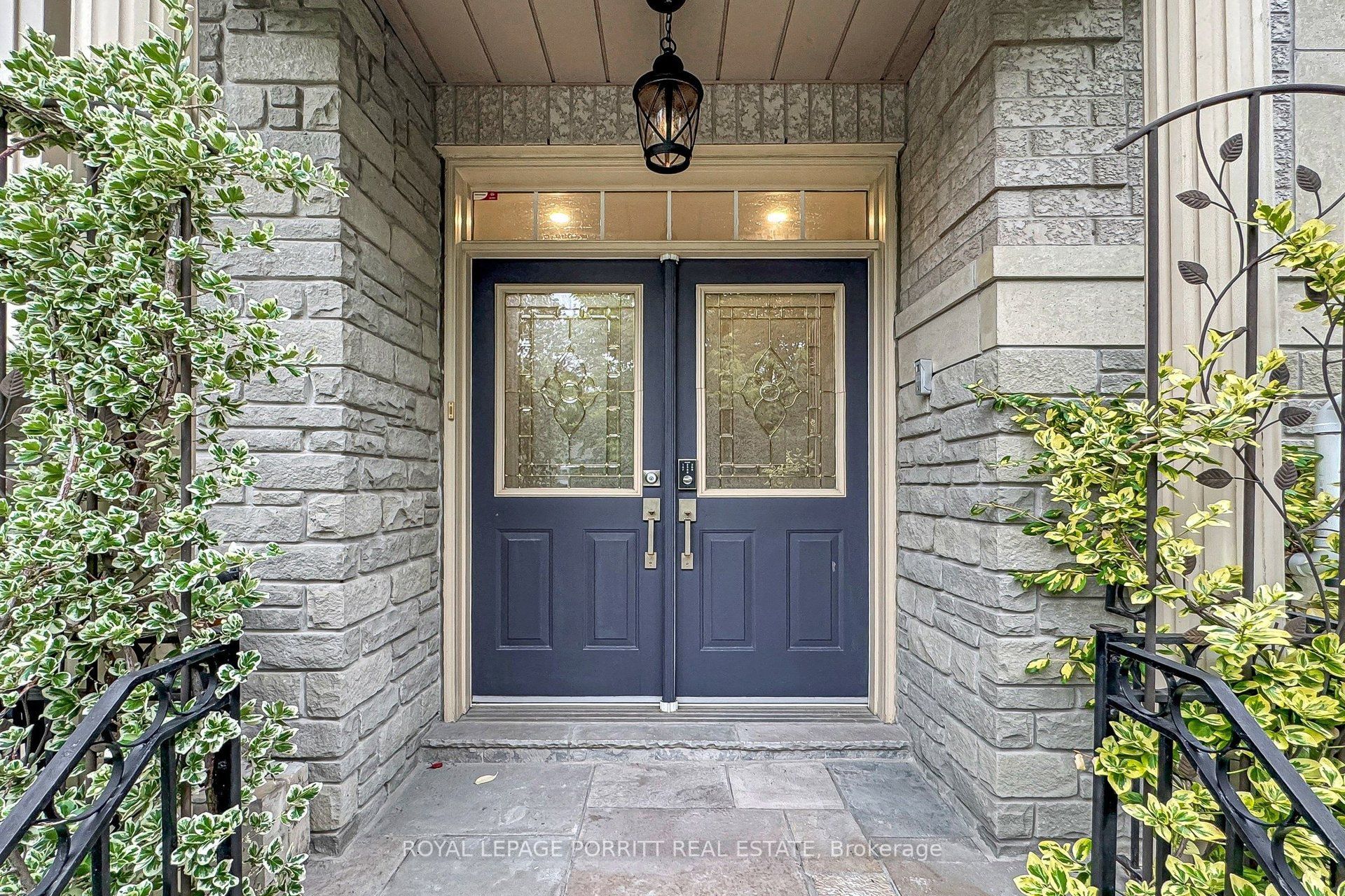 2 Granite Court