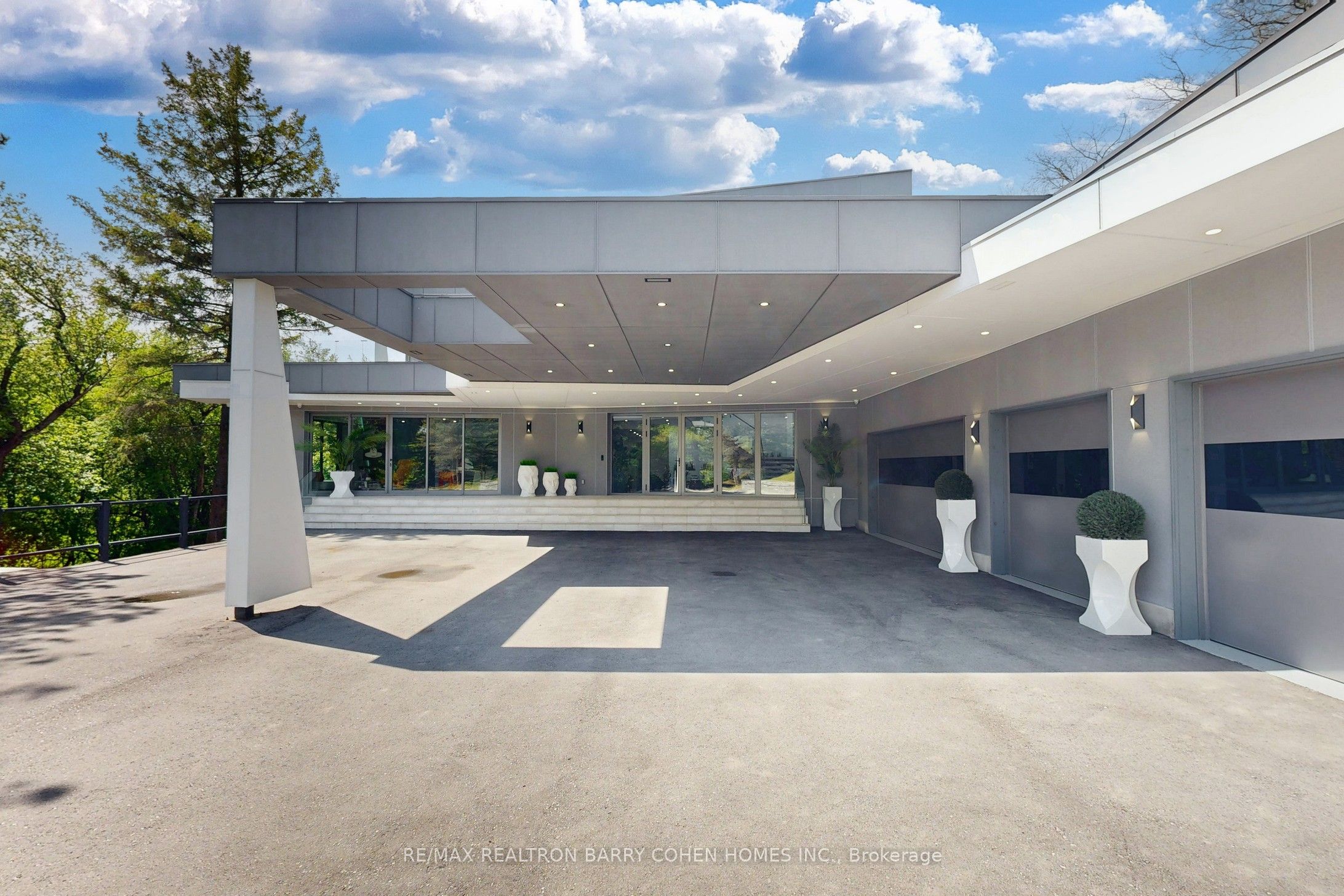 23 Hunters Glen Road