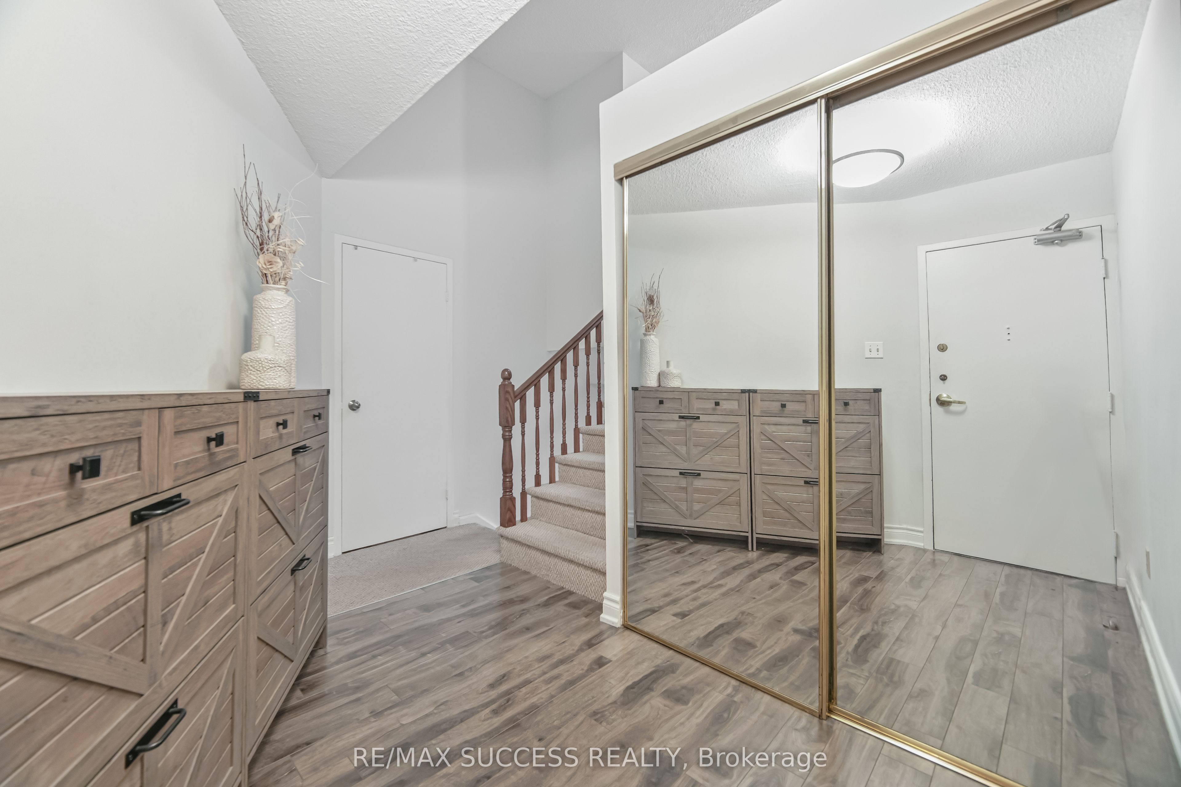 296 Mill Road F8