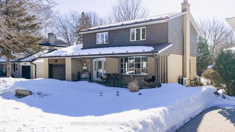 74 Inwood Crescent Kitchener ON N2M 2M1