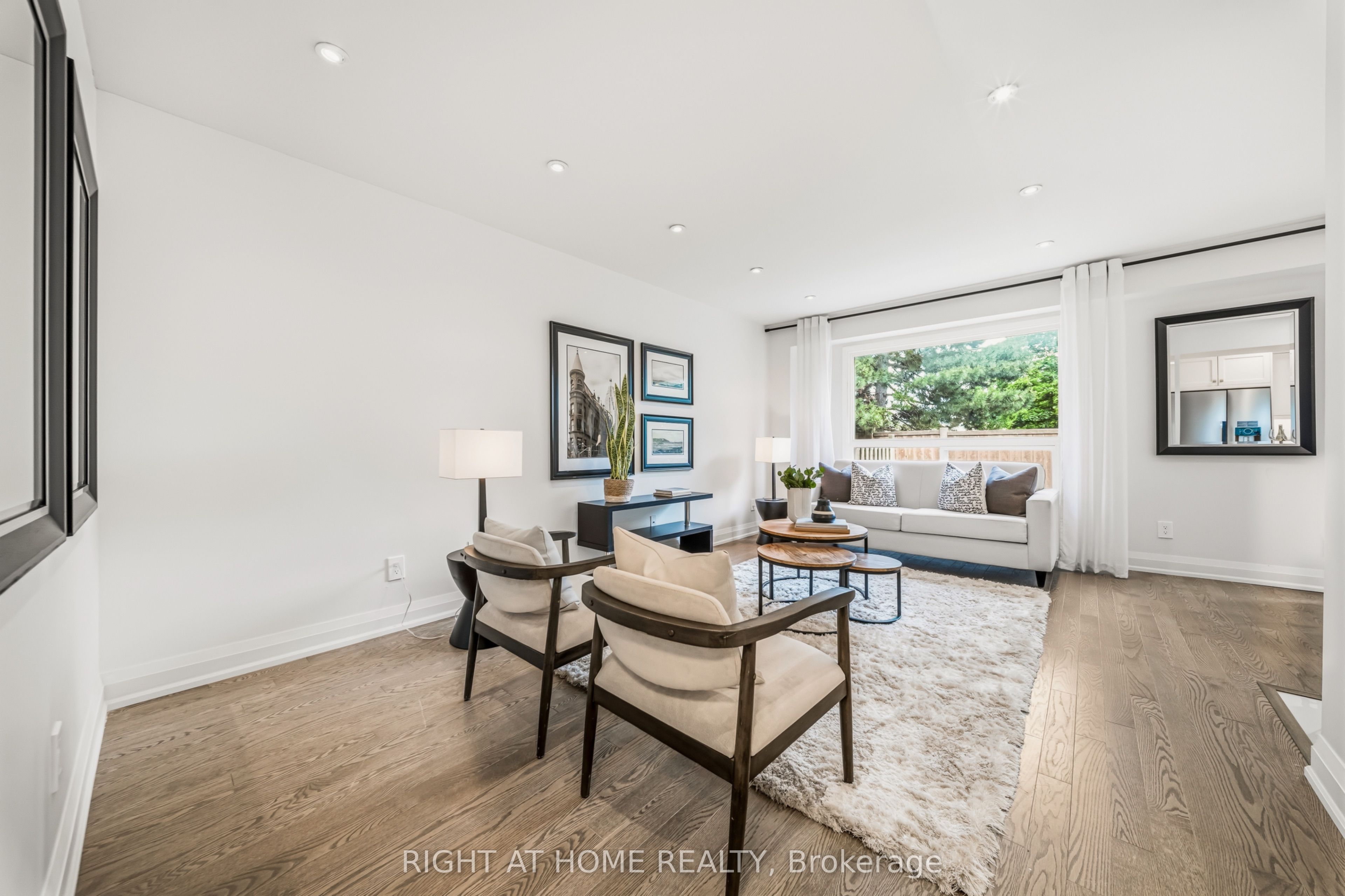 3079 Fifth Line W 19