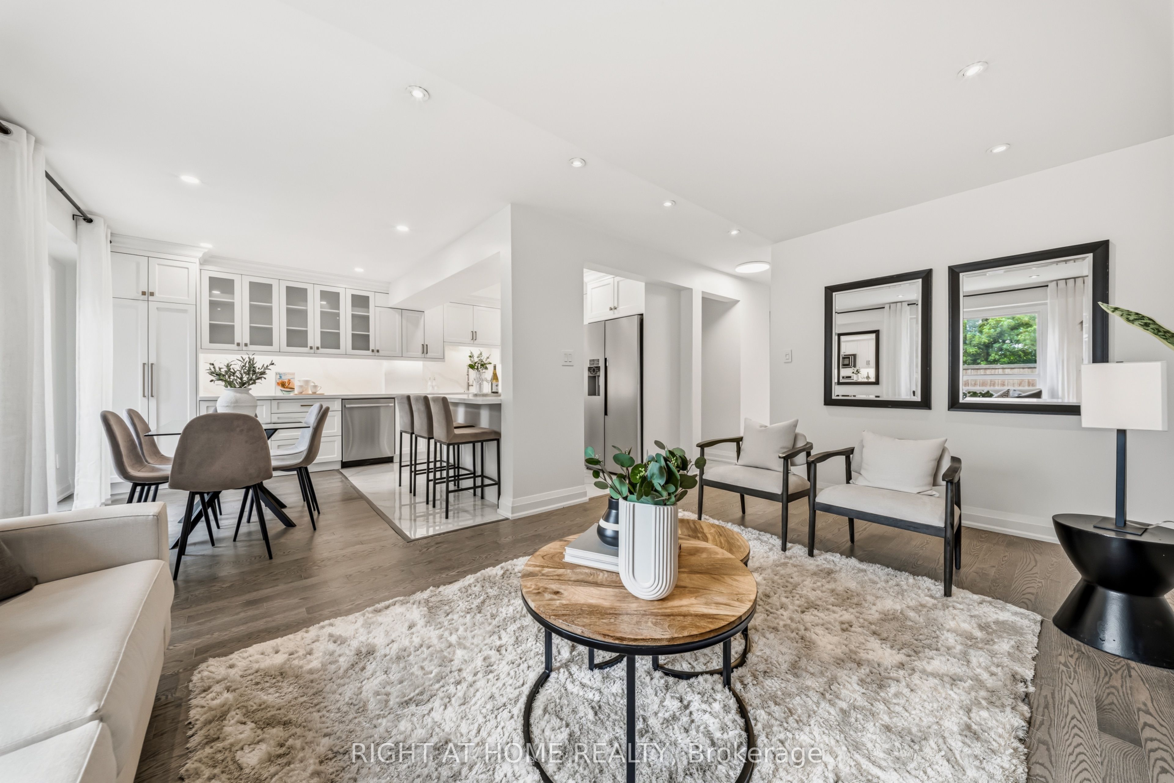 3079 Fifth Line W 19