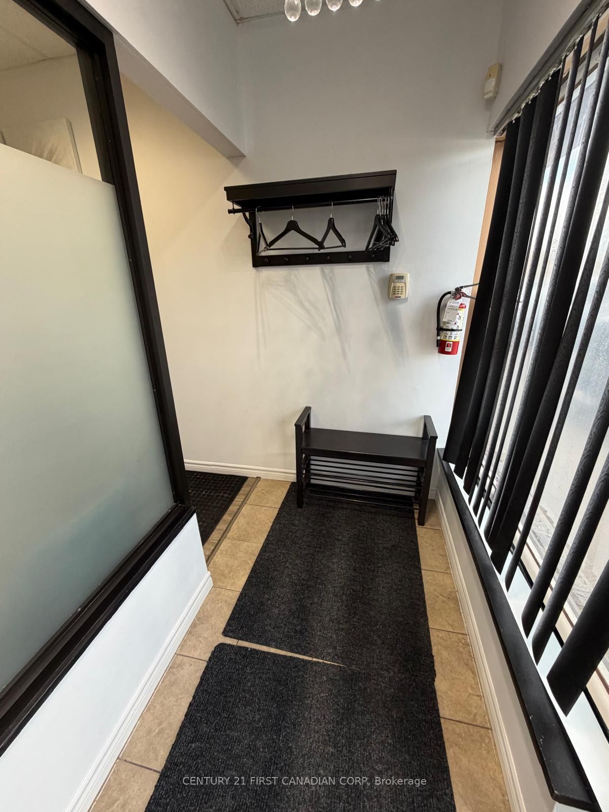 1775 Ernest Avenue S 4