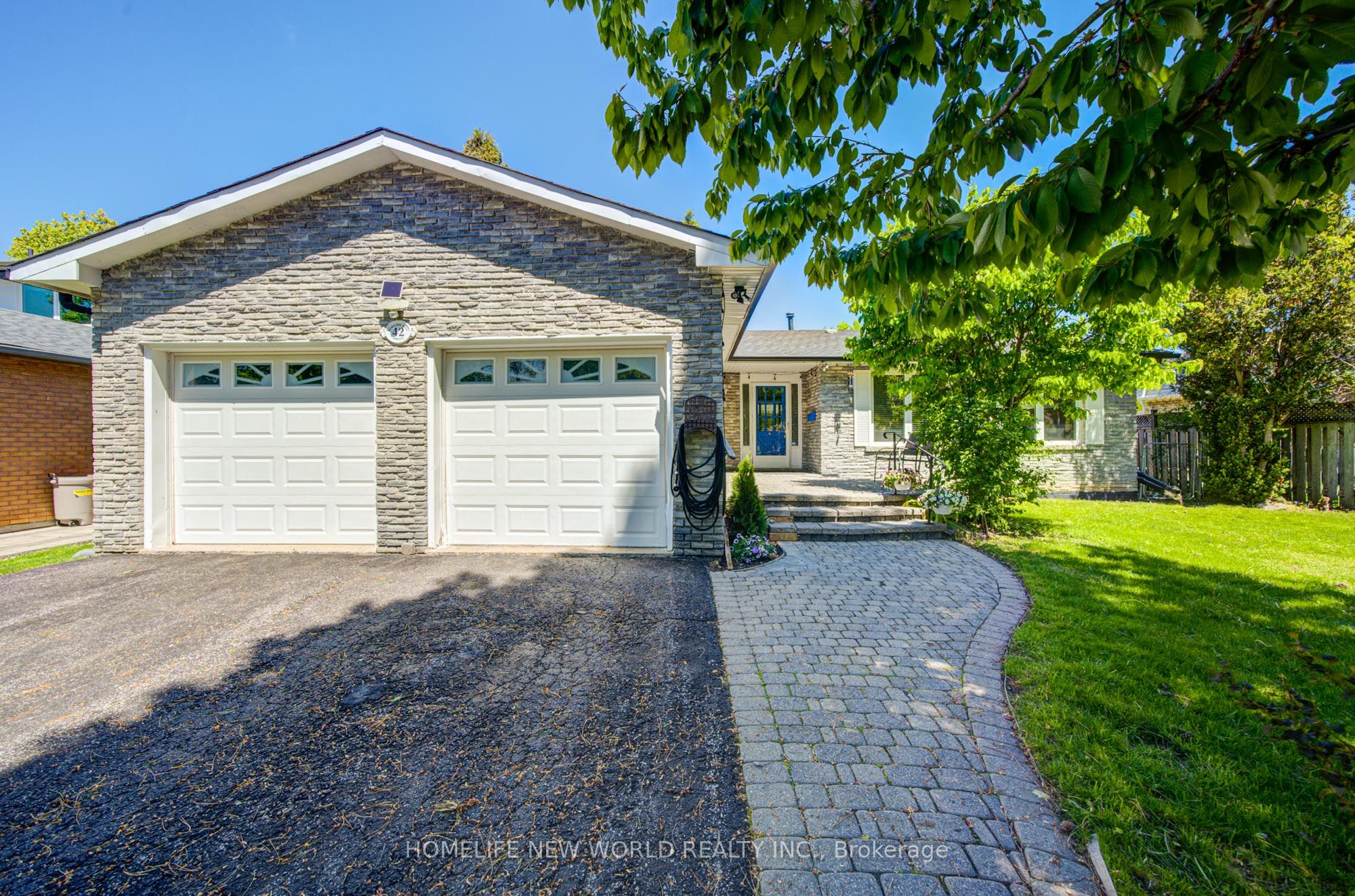 42 Hamilton Hall Drive