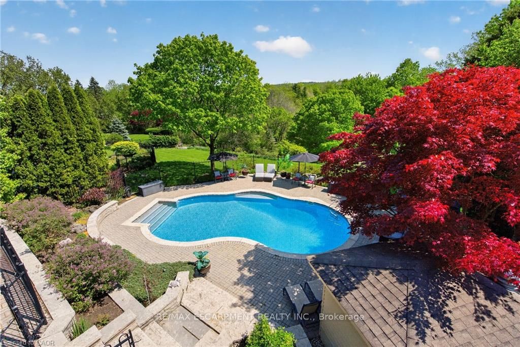 120 JEROME PARK Drive