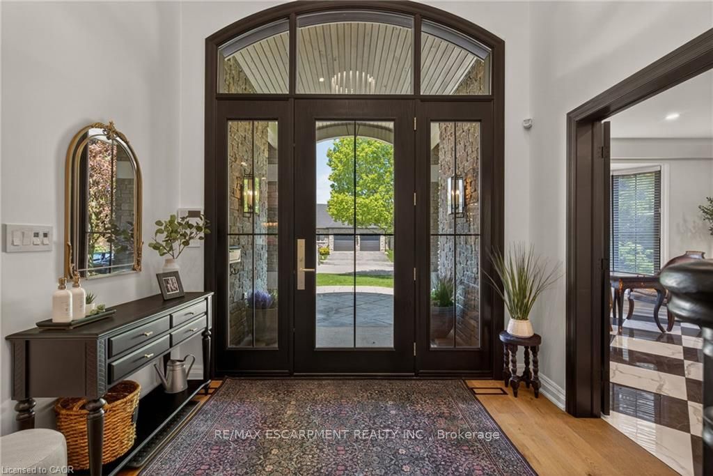 120 JEROME PARK Drive