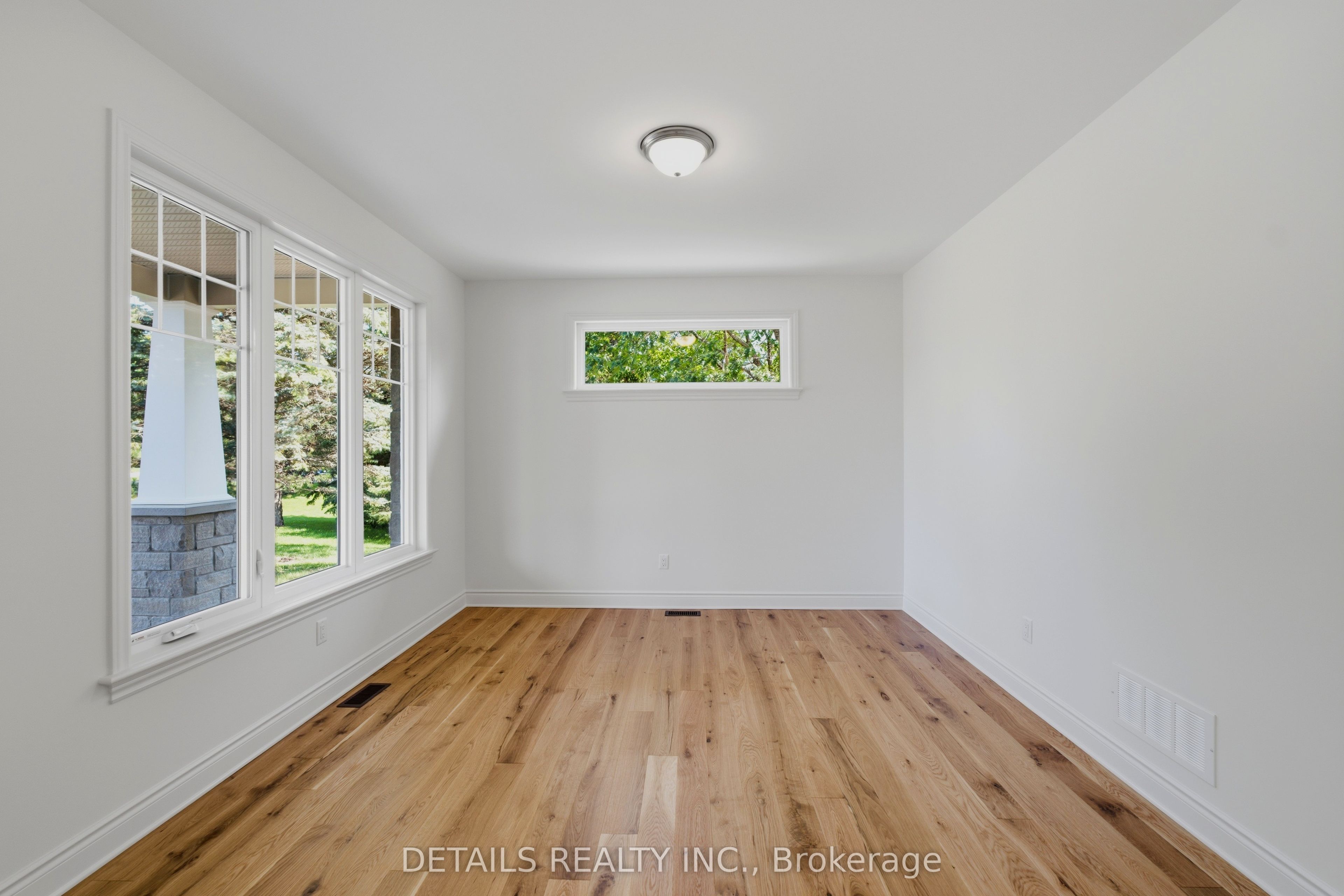 28 Ridingview Crescent