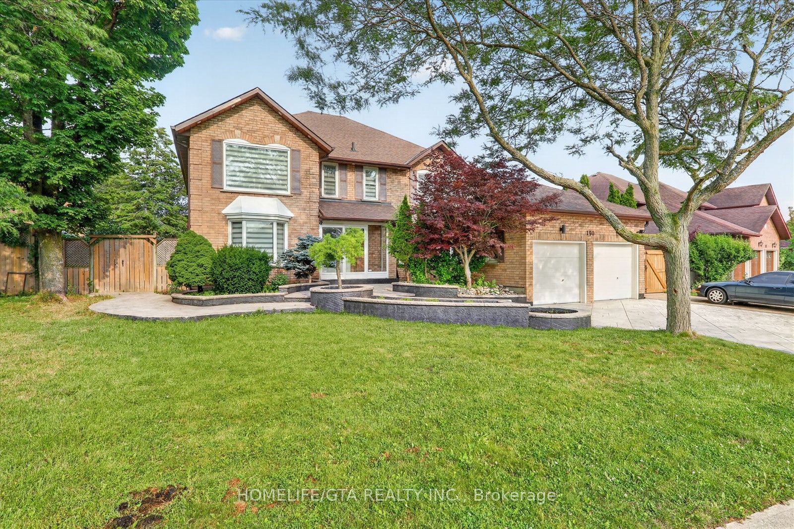 190 Lake Driveway N/A W
