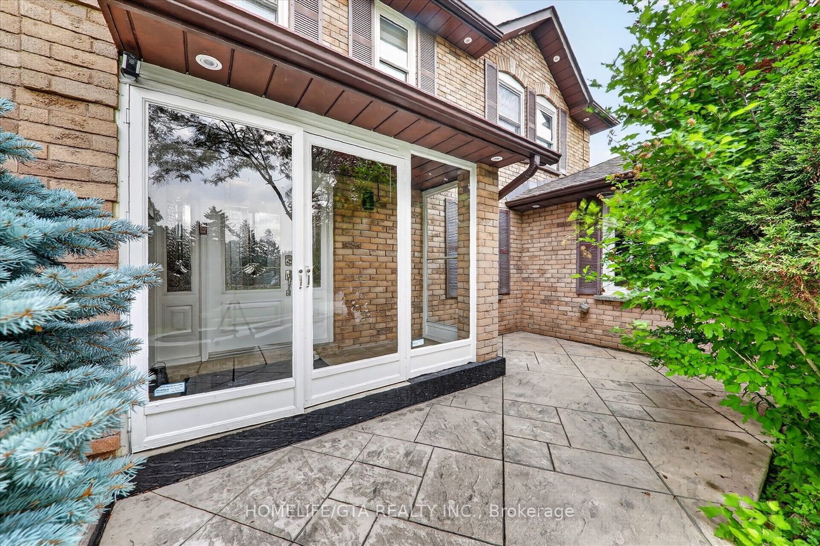 190 Lake Driveway N/A W