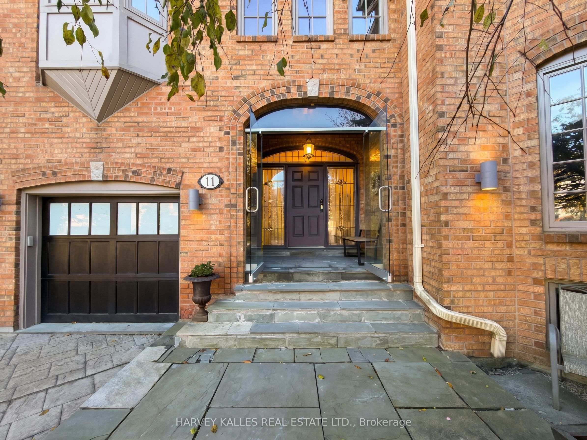 11 York Road