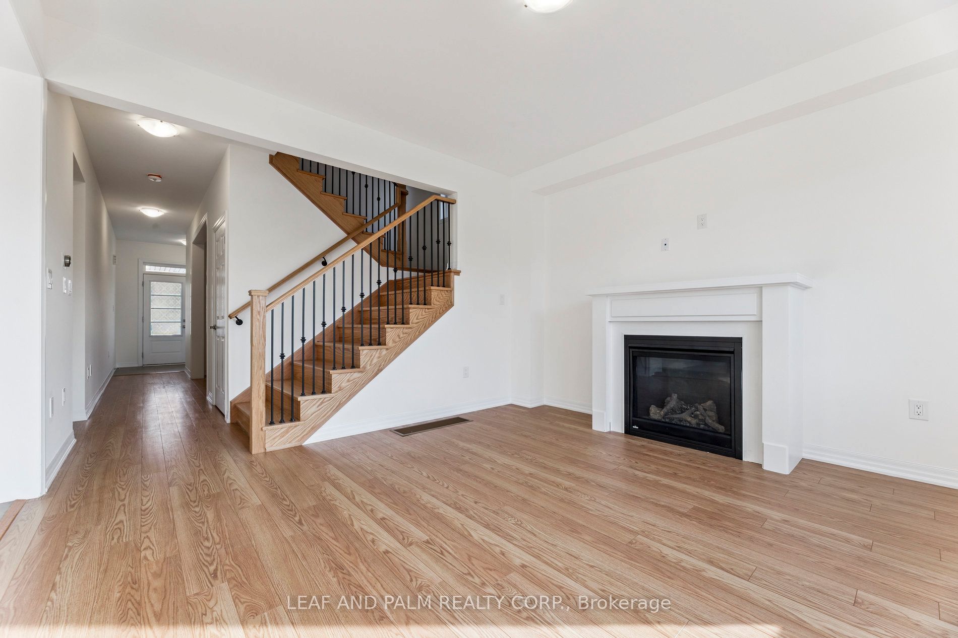 35 Ed Ewert Avenue
