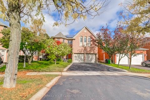 2629 Burnford Trail Mississauga ON L5M 5E1