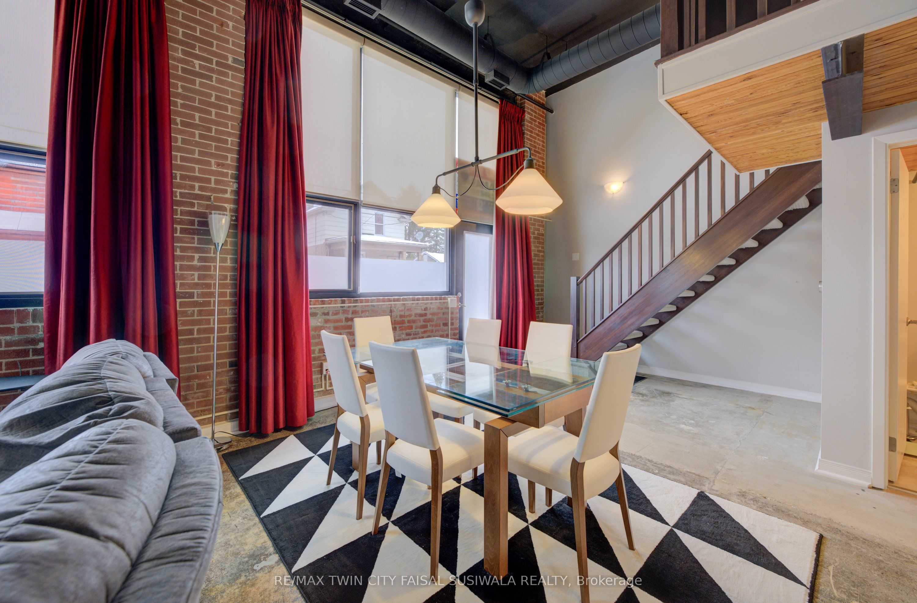 85 Spruce Street 112