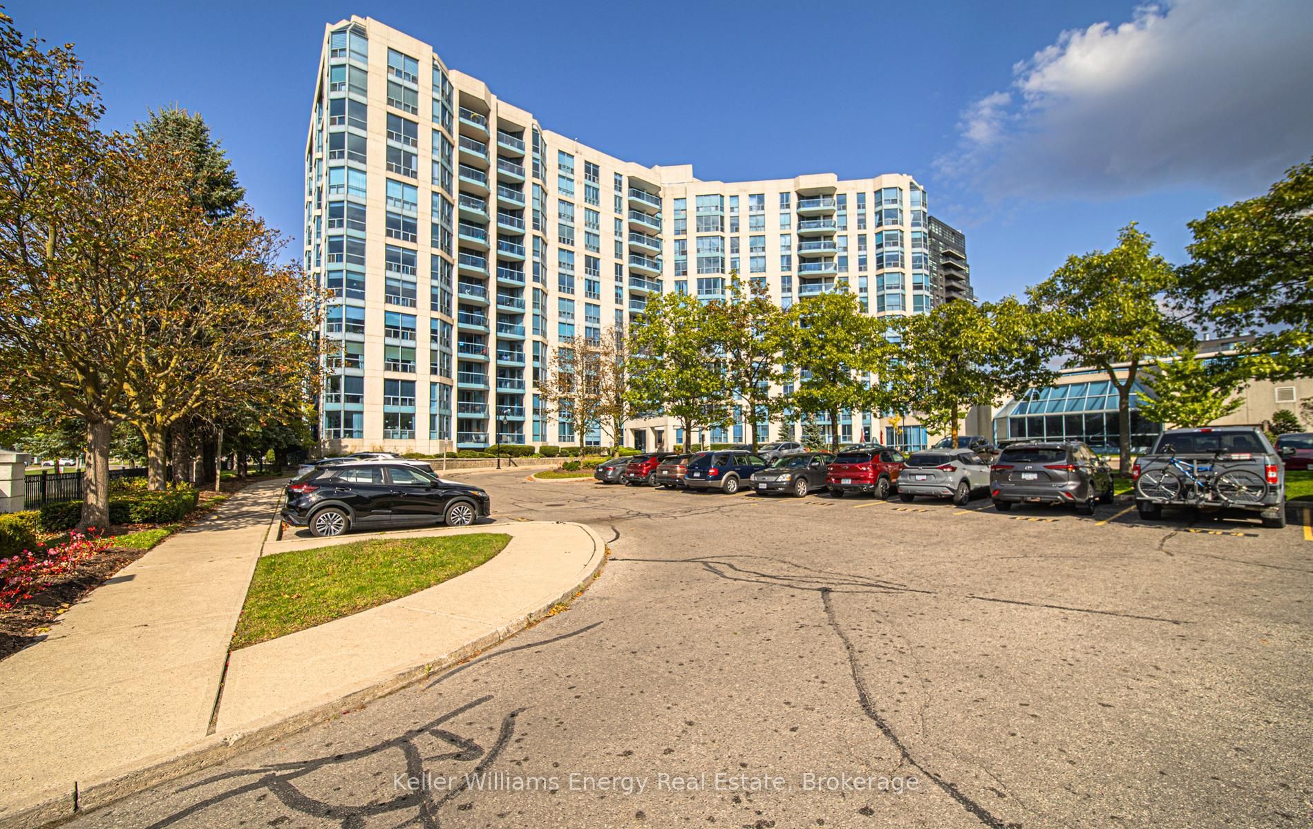 360 Watson Street W 308