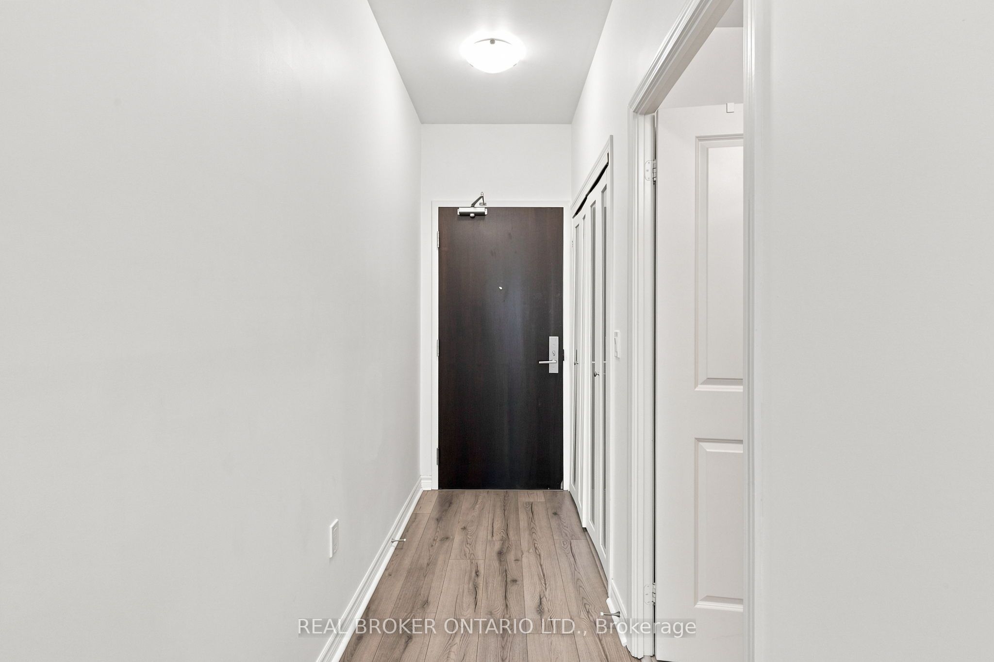 39 Annie Craig Drive PH06